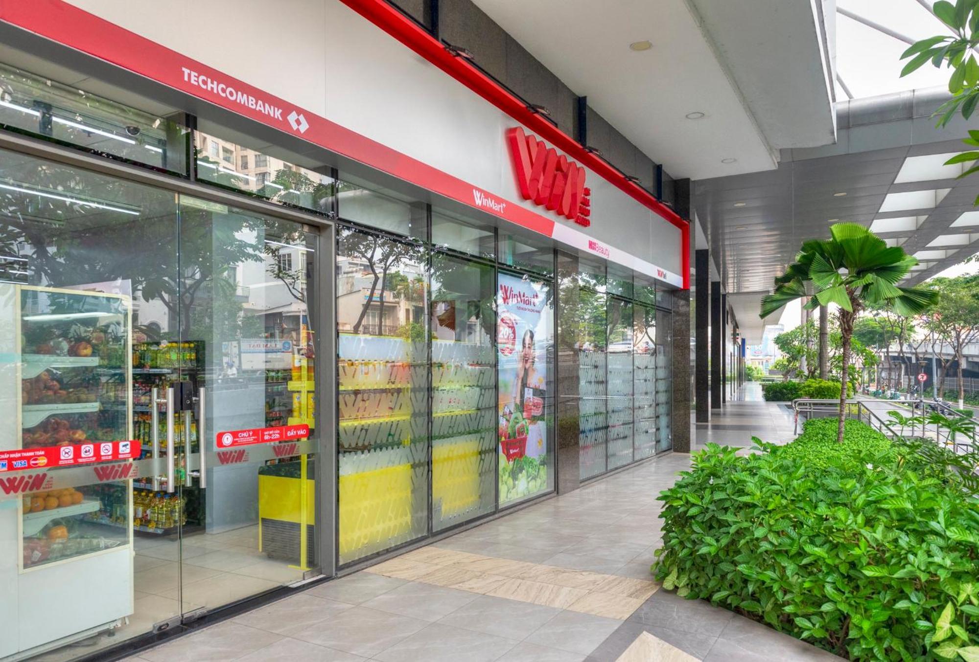 Saigon Authentic Apartments: Infinity Pool & Daily Perks Apartment *