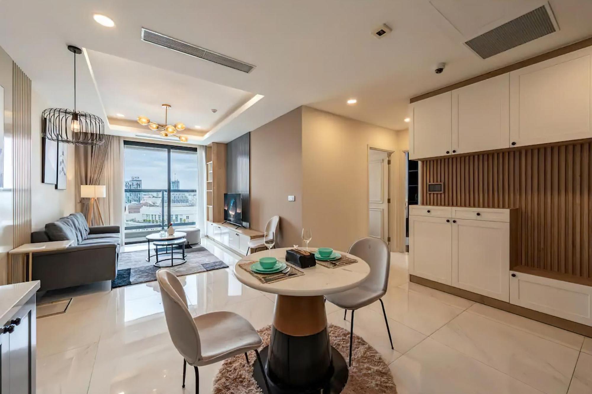 Salute De Madison Apartment *