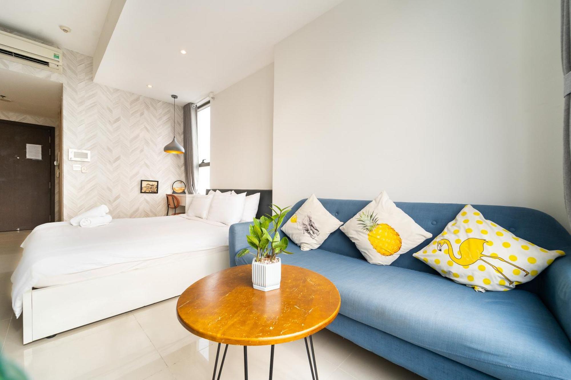 Saigon Authentic Apartments: Infinity Pool & Daily Perks * Ho Chi Minh City