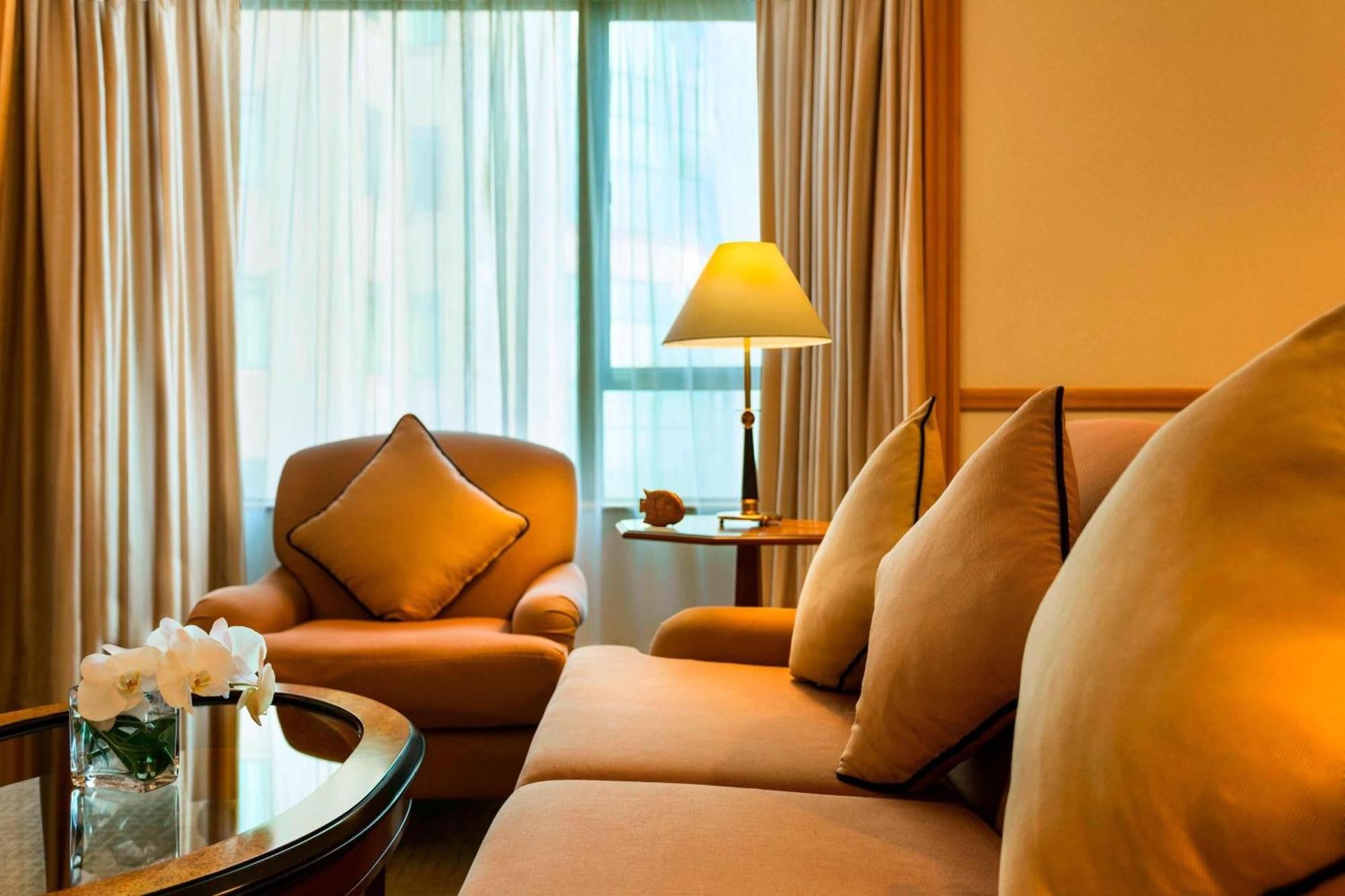 Renaissance Riverside Sài Gòn 5* TP. Hồ Chí Minh