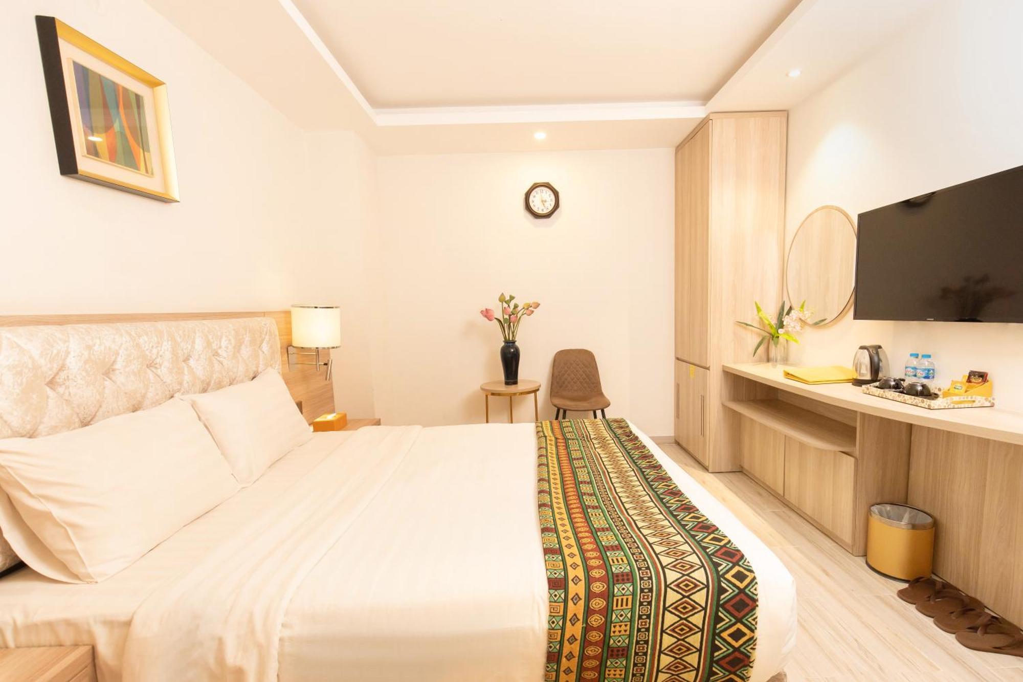 Hotel Nicecy & Ho Chi Minh City