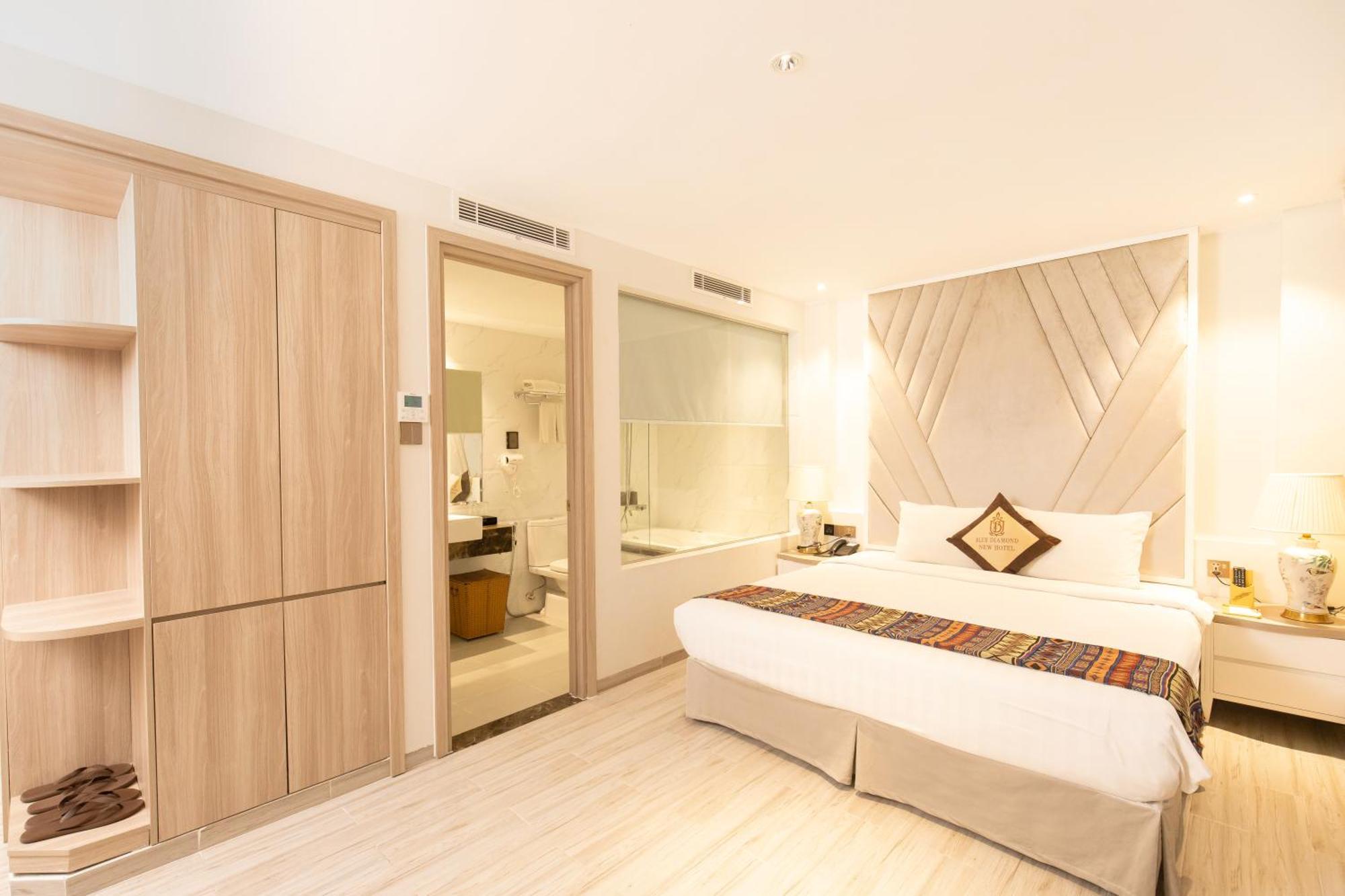 Hotel Nicecy & Ho Chi Minh City