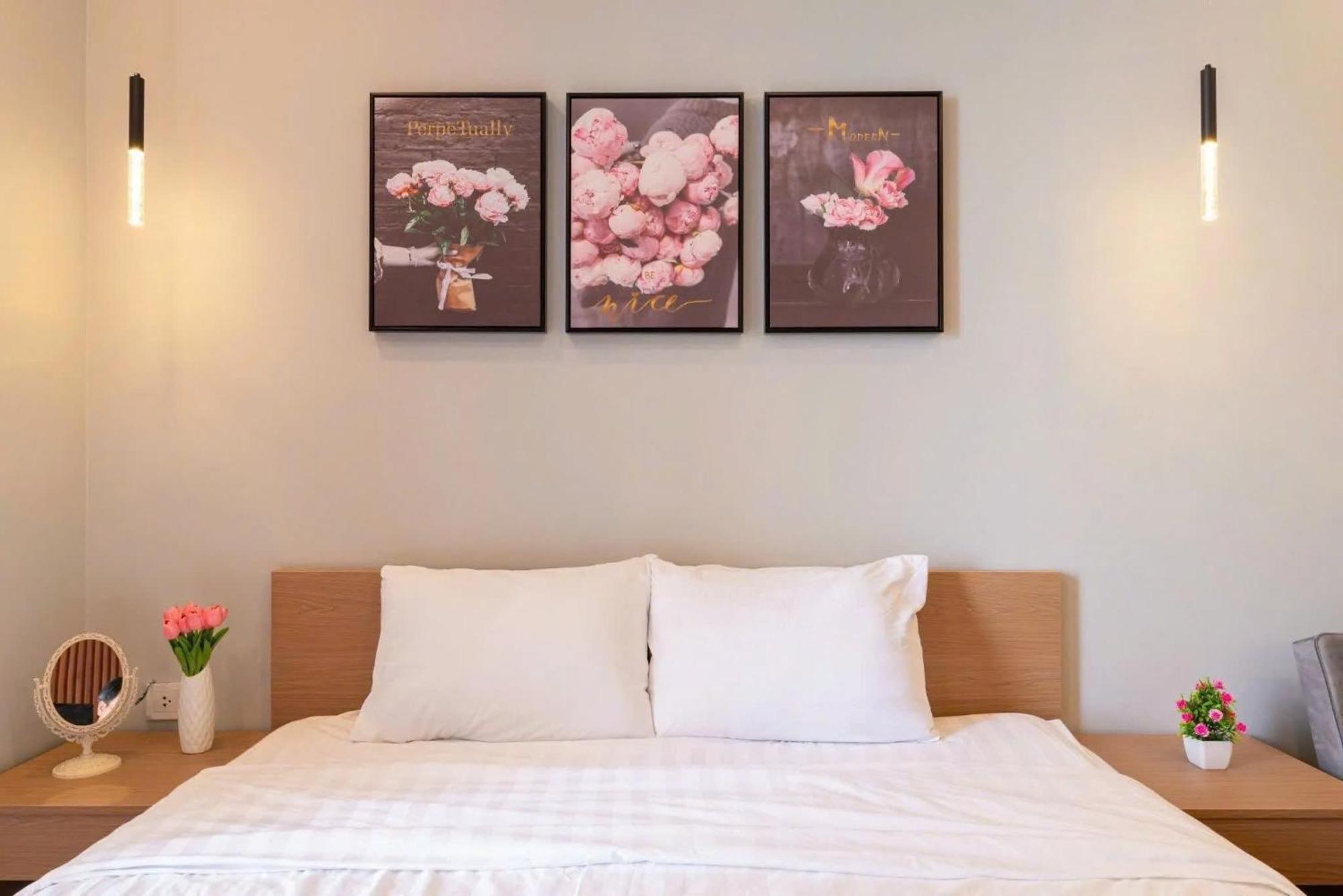 Homely House - Soho , District 1 In The Central Near Bui Vien *