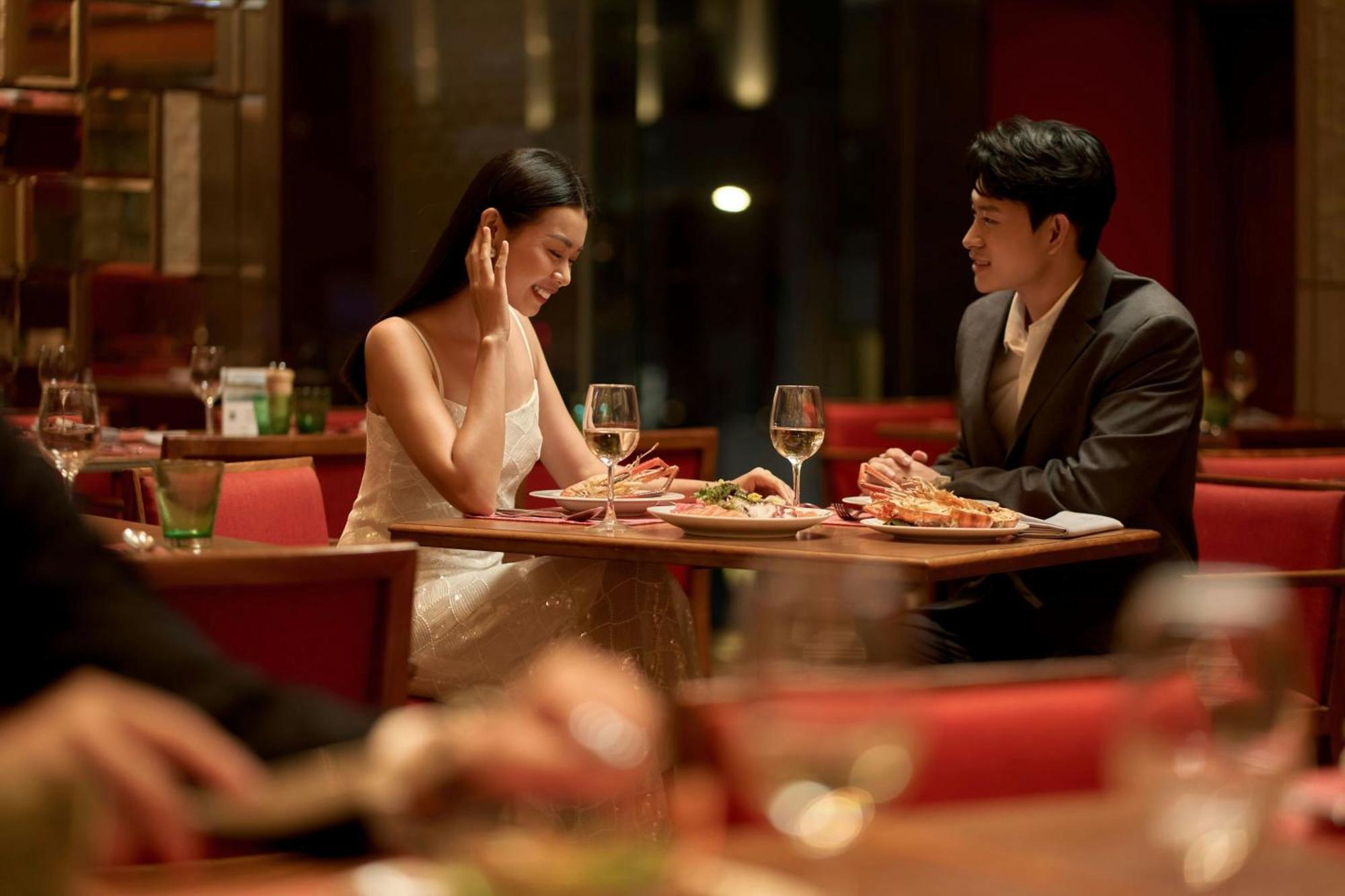 Sheraton Saigon Grand Opera 5* Ho Chi Minh City