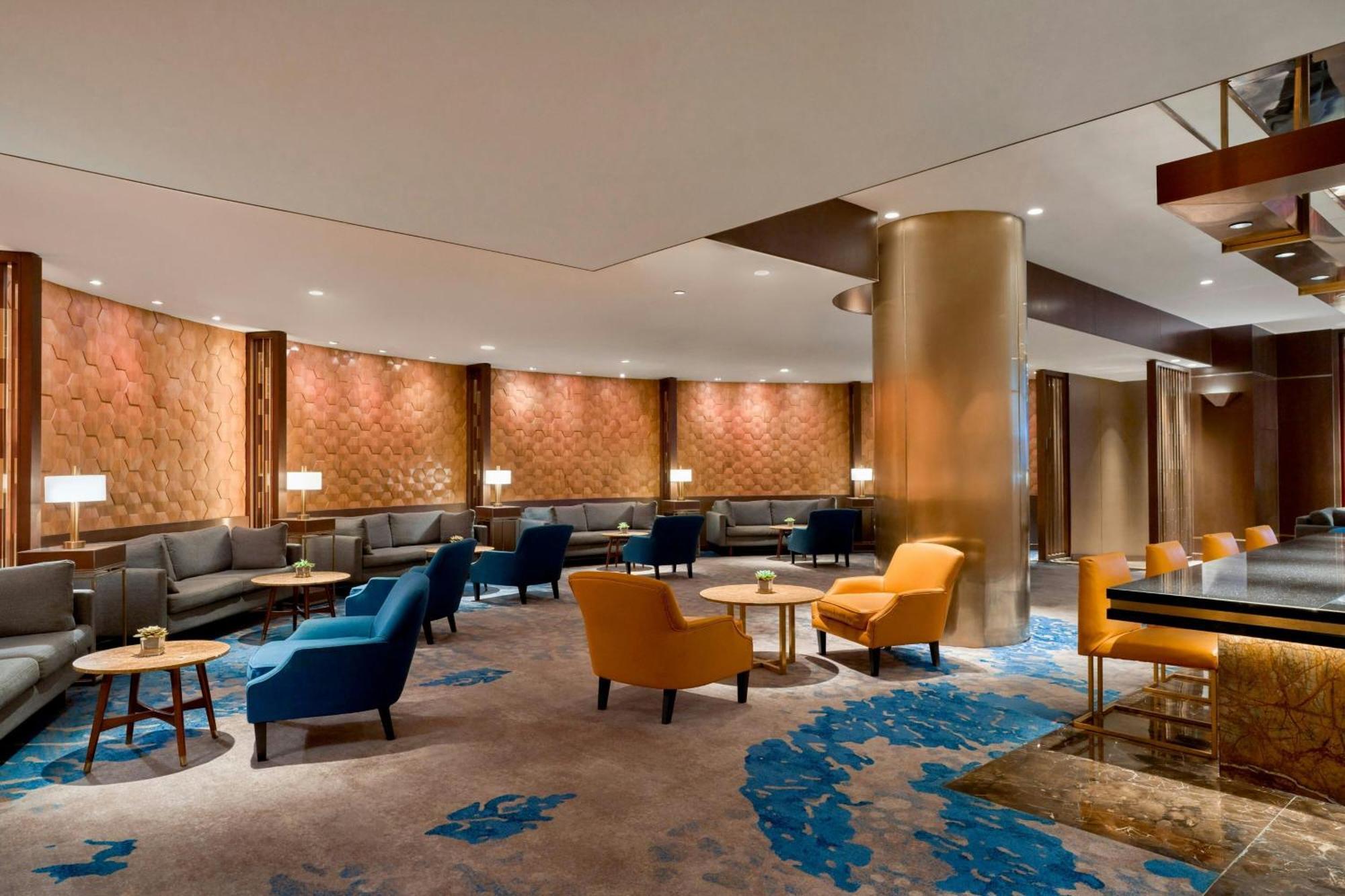 Sheraton Saigon Grand Opera Hotel