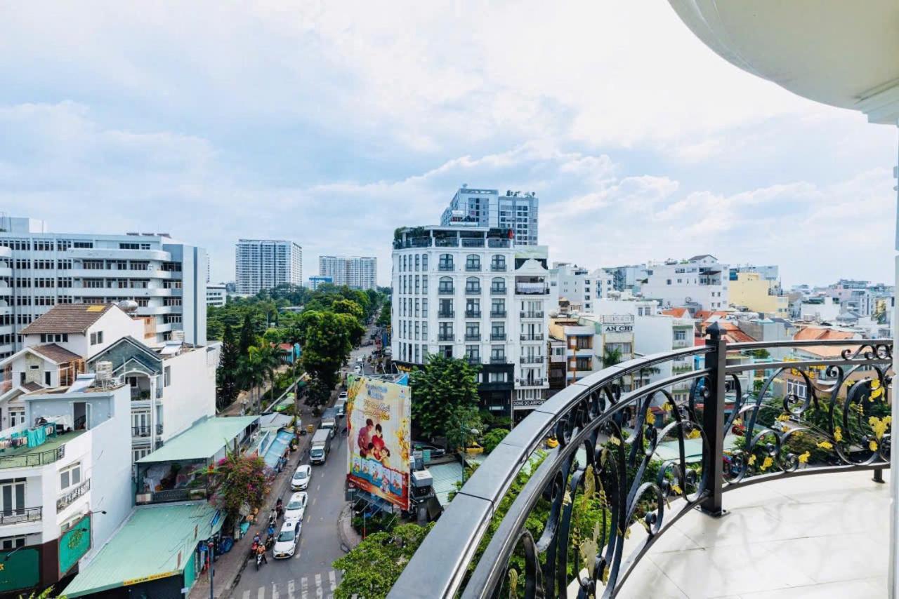 Blue Diamond Airport - San Bay Tan Son Nhat Ho Chi Minh City