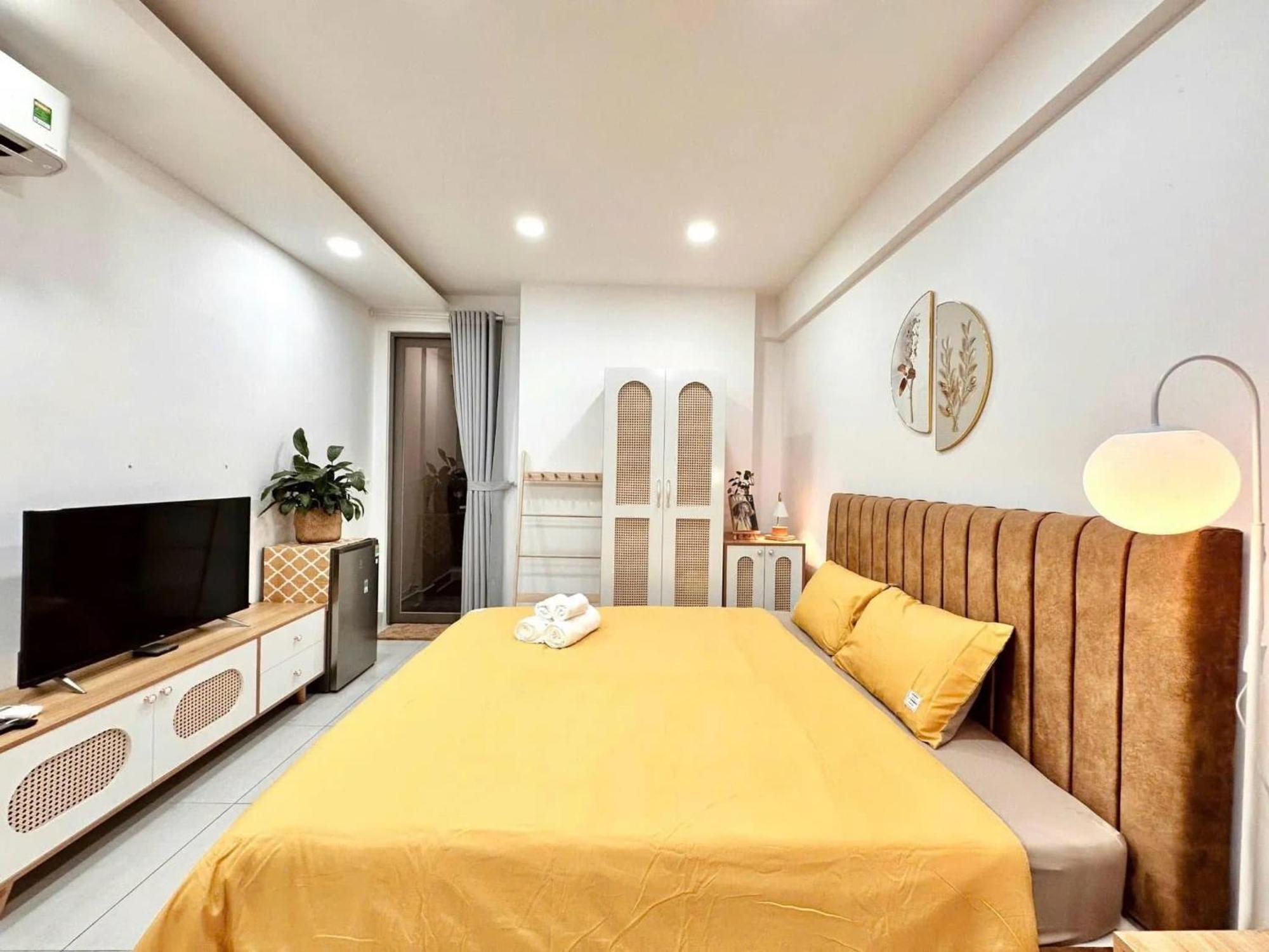 Apartment Homely House - Soho , District 1 In The Central Near Bui Vien *