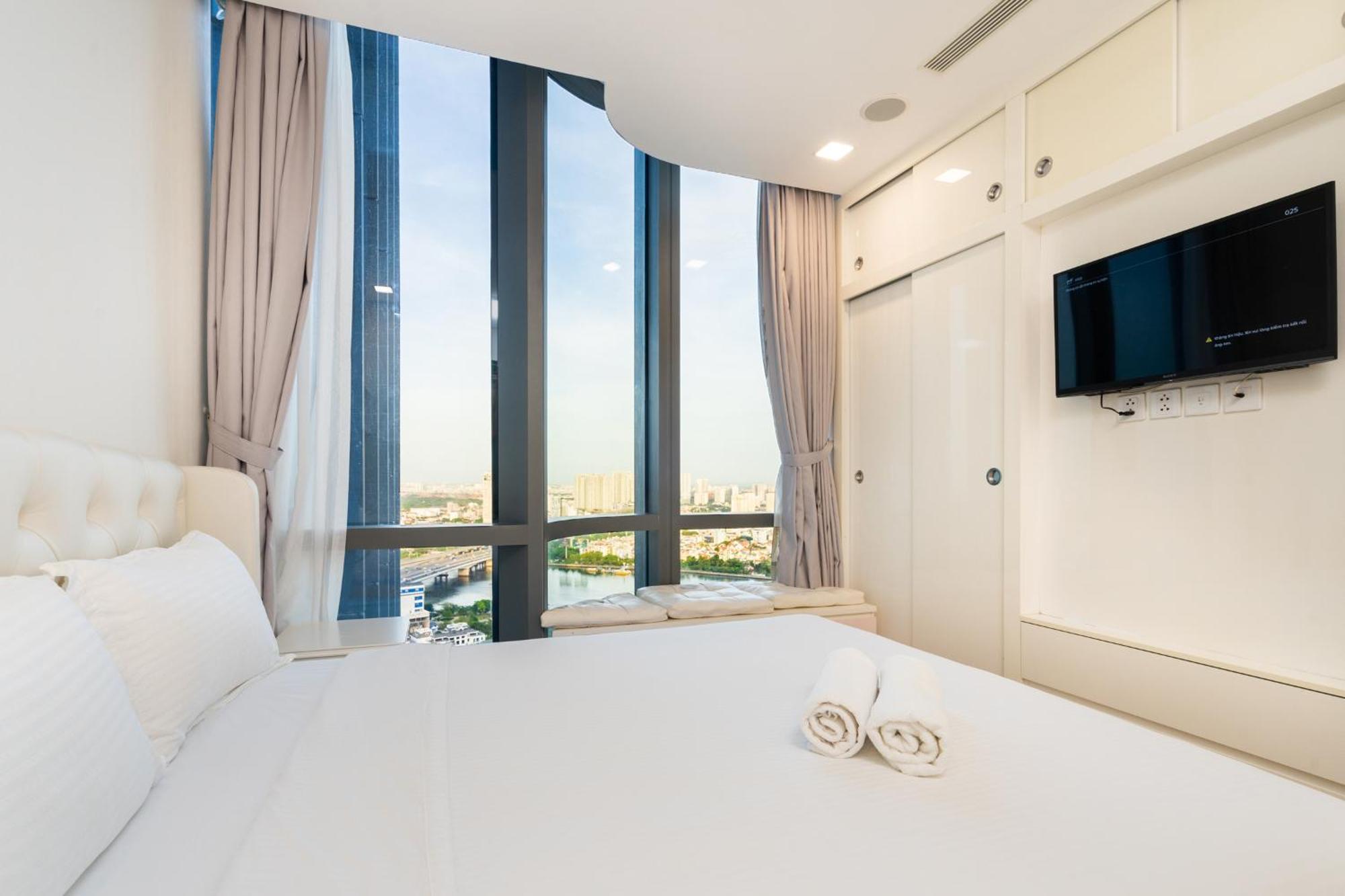 The Luxe Nest Riverside - Vinhome Landmark 81 4* Ho Chi Minh City