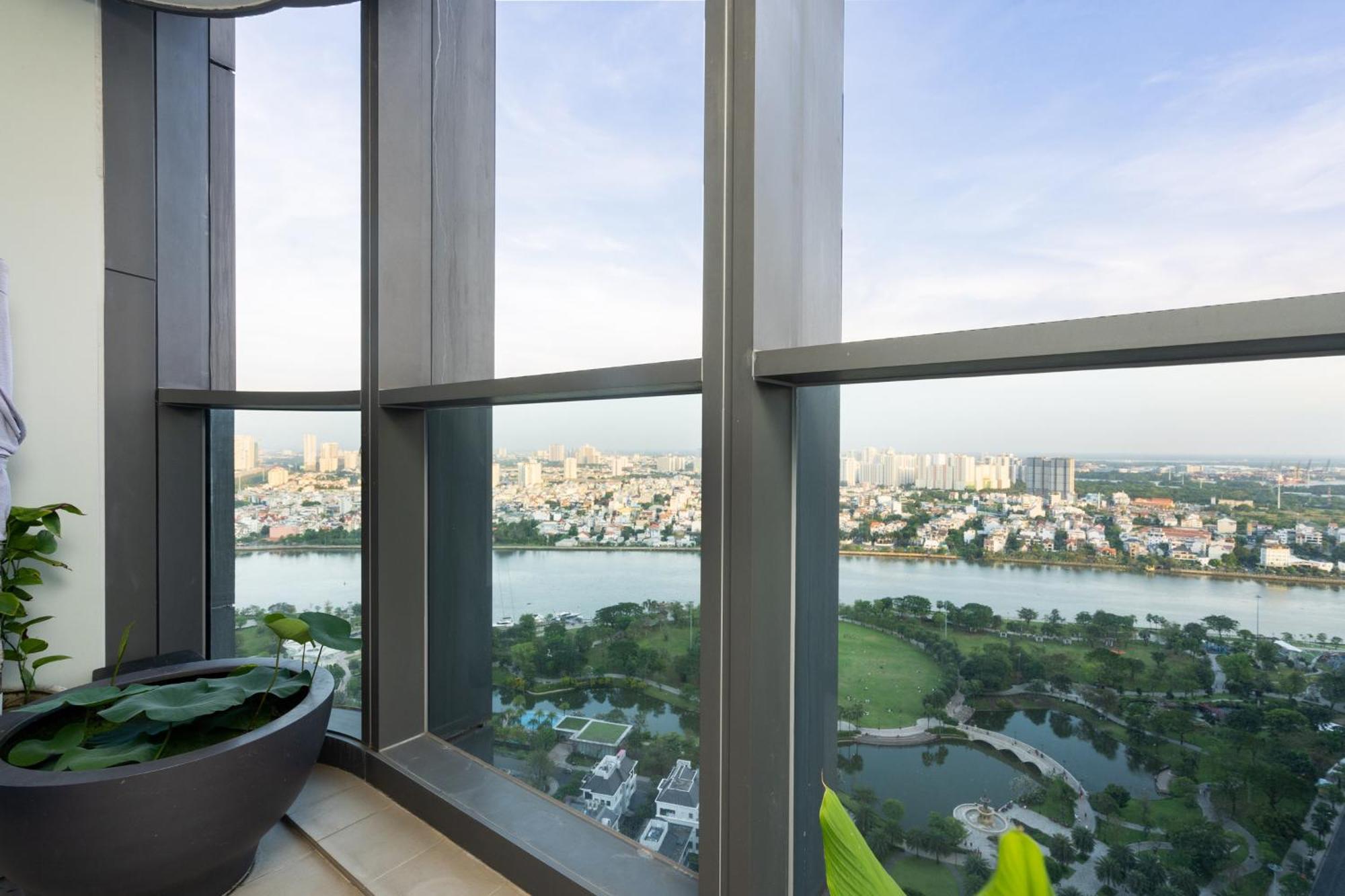 Aparthotel The Luxe Nest Riverside - Vinhome Landmark 81 4*