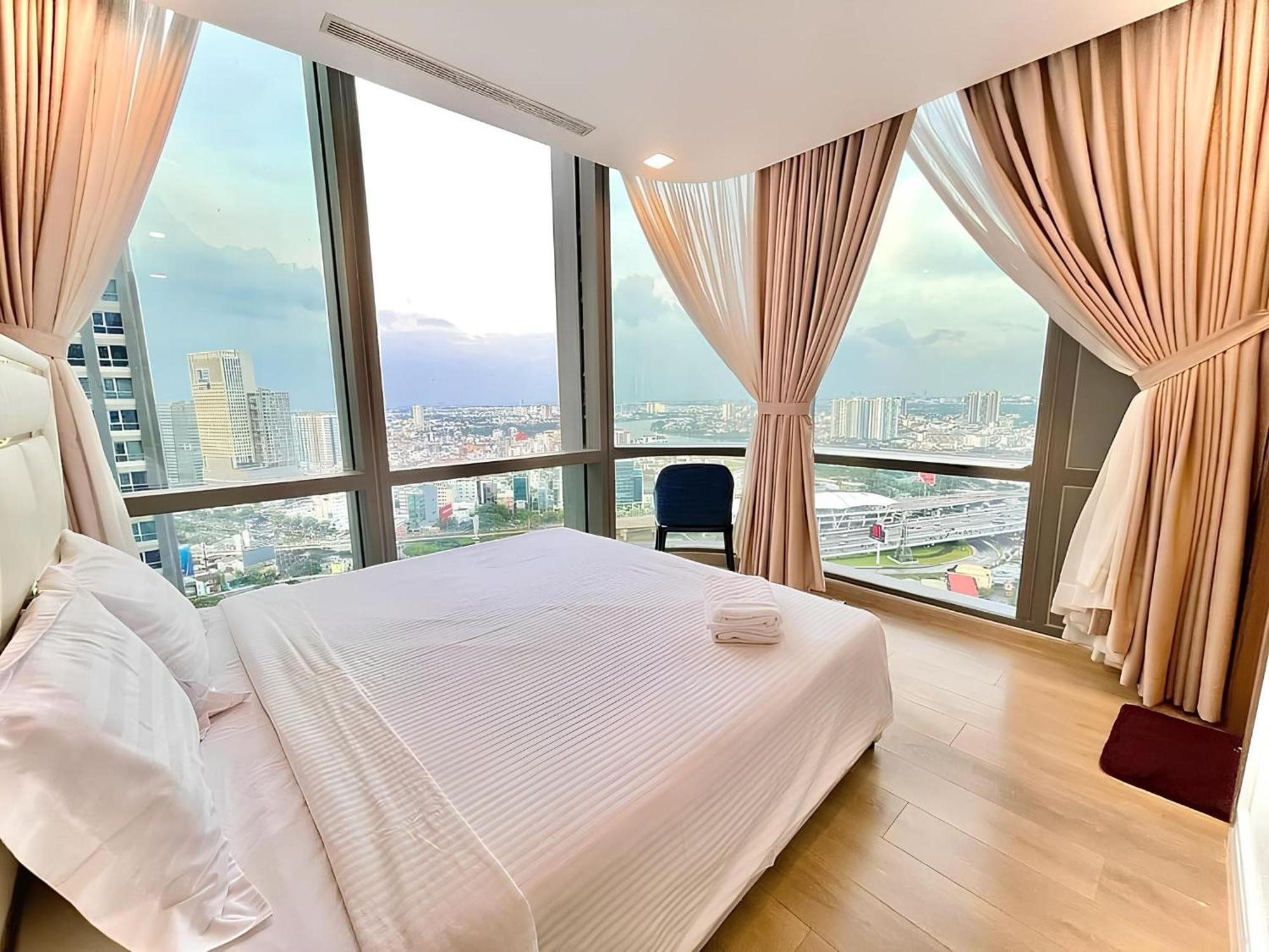 Aparthotel The Luxe Nest Riverside - Vinhome Landmark 81 4*