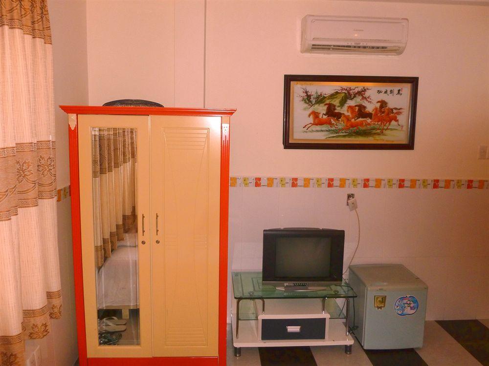 Hotel Expats Minh Quang