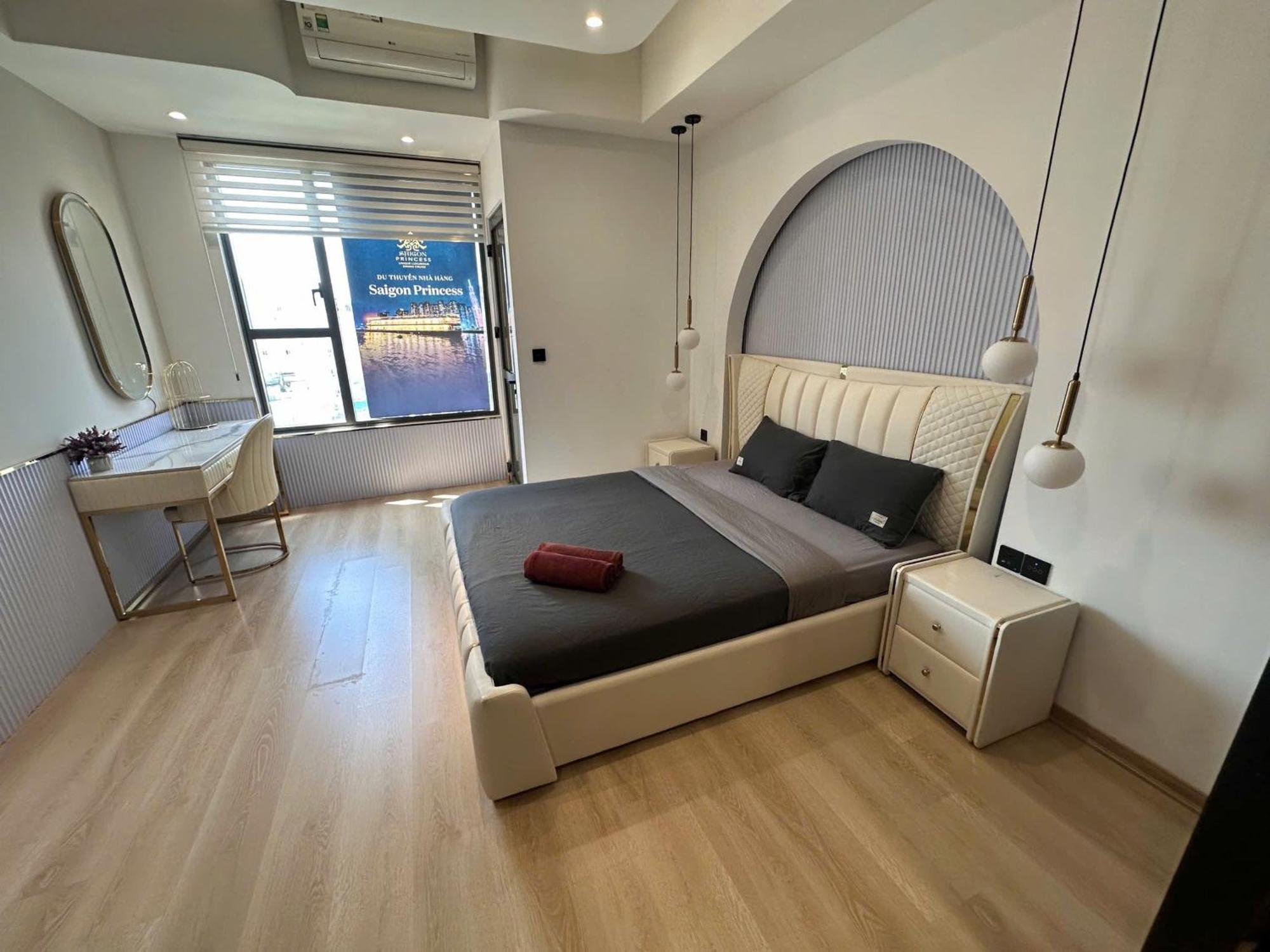 Aloha Saigon - Rivergate Apartment *