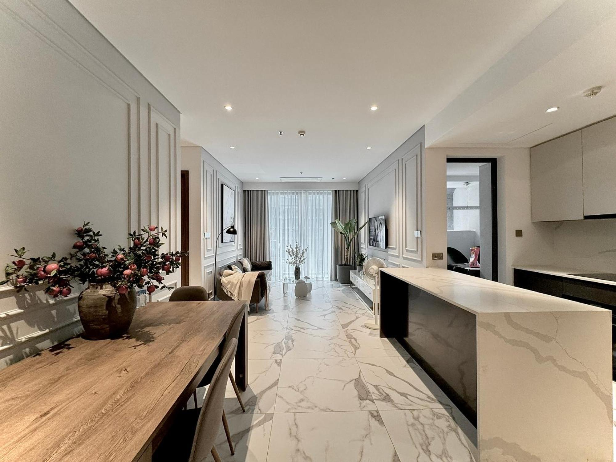Metropole Thu Thiem - Luna - Chic, Unbeatable Location, Great Value!!! * Ho Chi Minh City