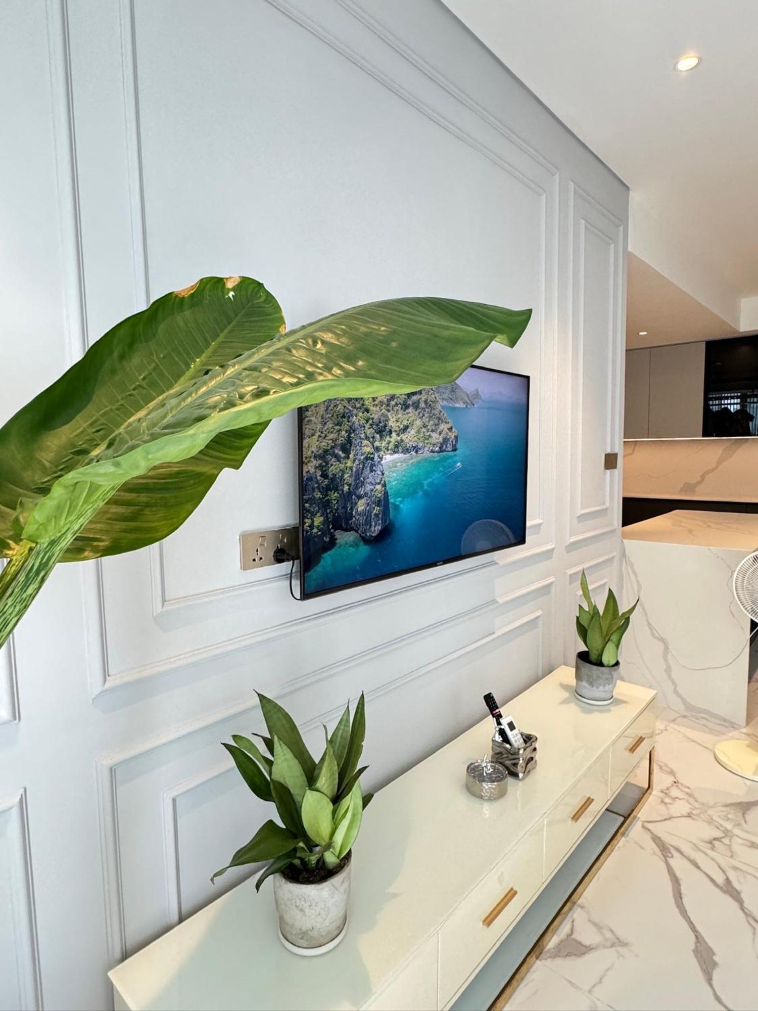 Apartment Metropole Thu Thiem - Luna - Chic, Unbeatable Location, Great Value!!! *