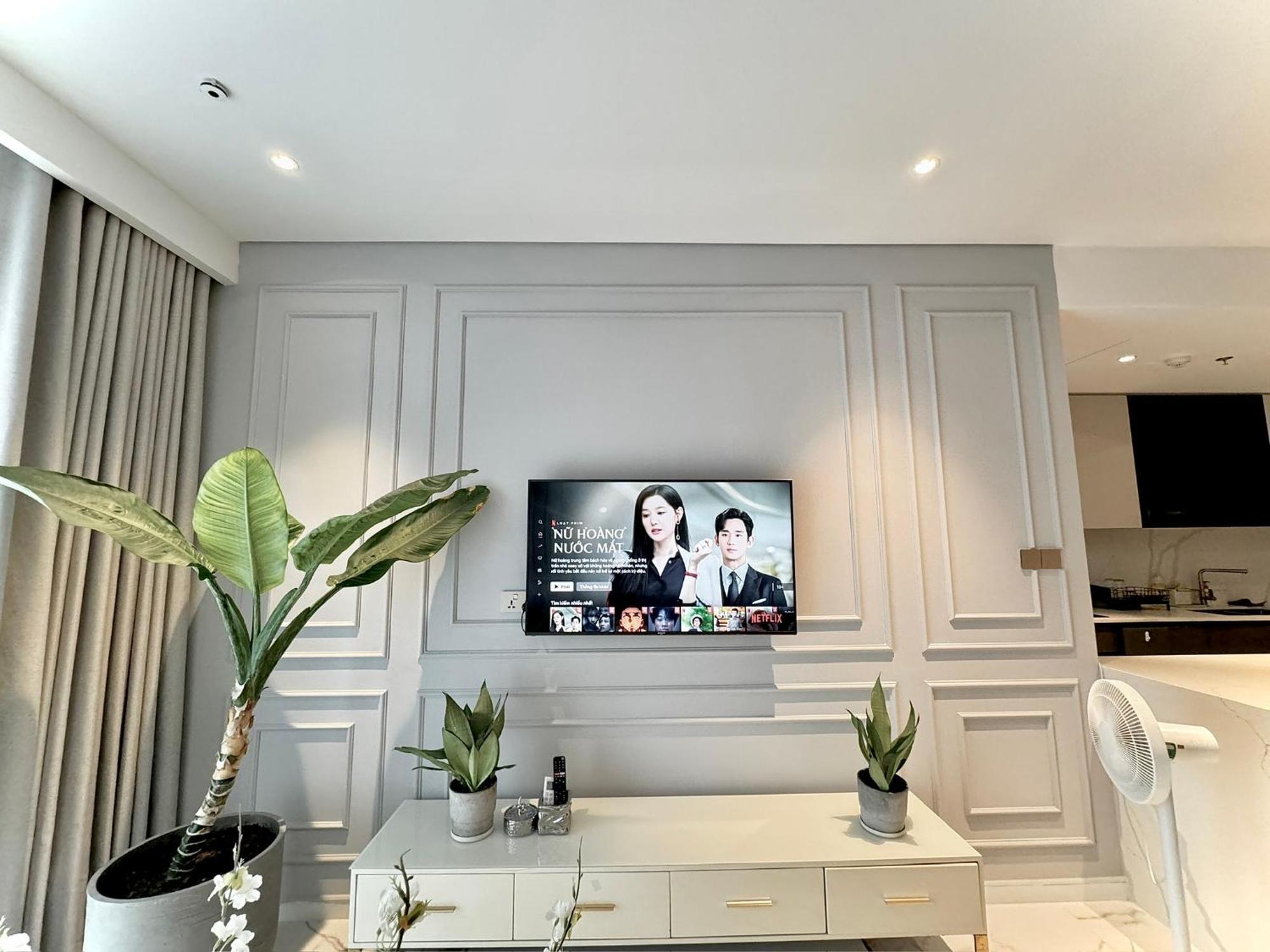 Metropole Thu Thiem - Luna - Chic, Unbeatable Location, Great Value!!! Apartment Ho Chi Minh City
