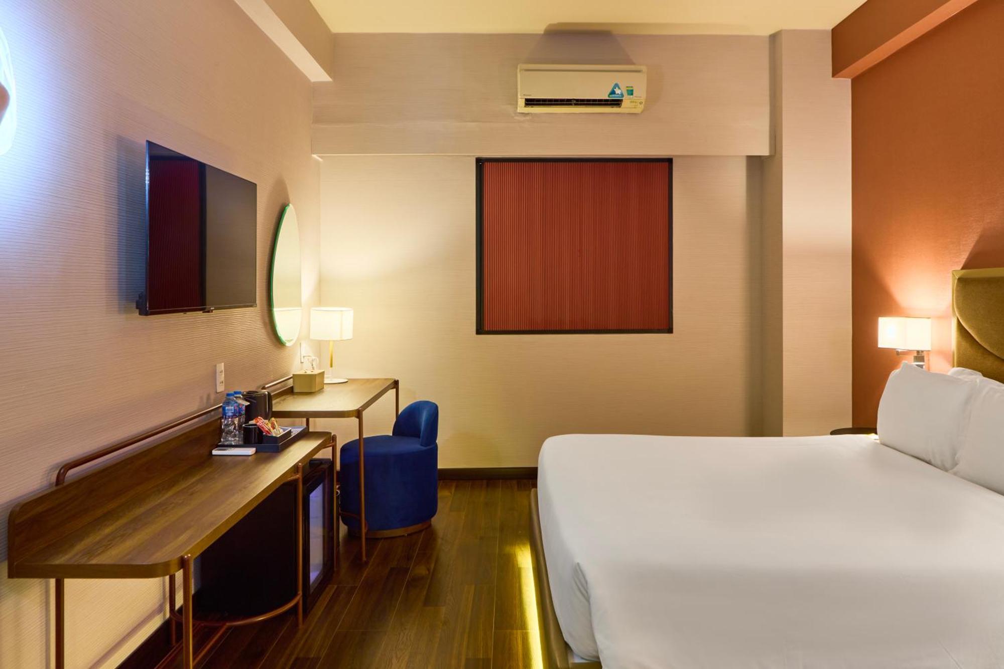 Khách sạn Cozy Midnight 4*