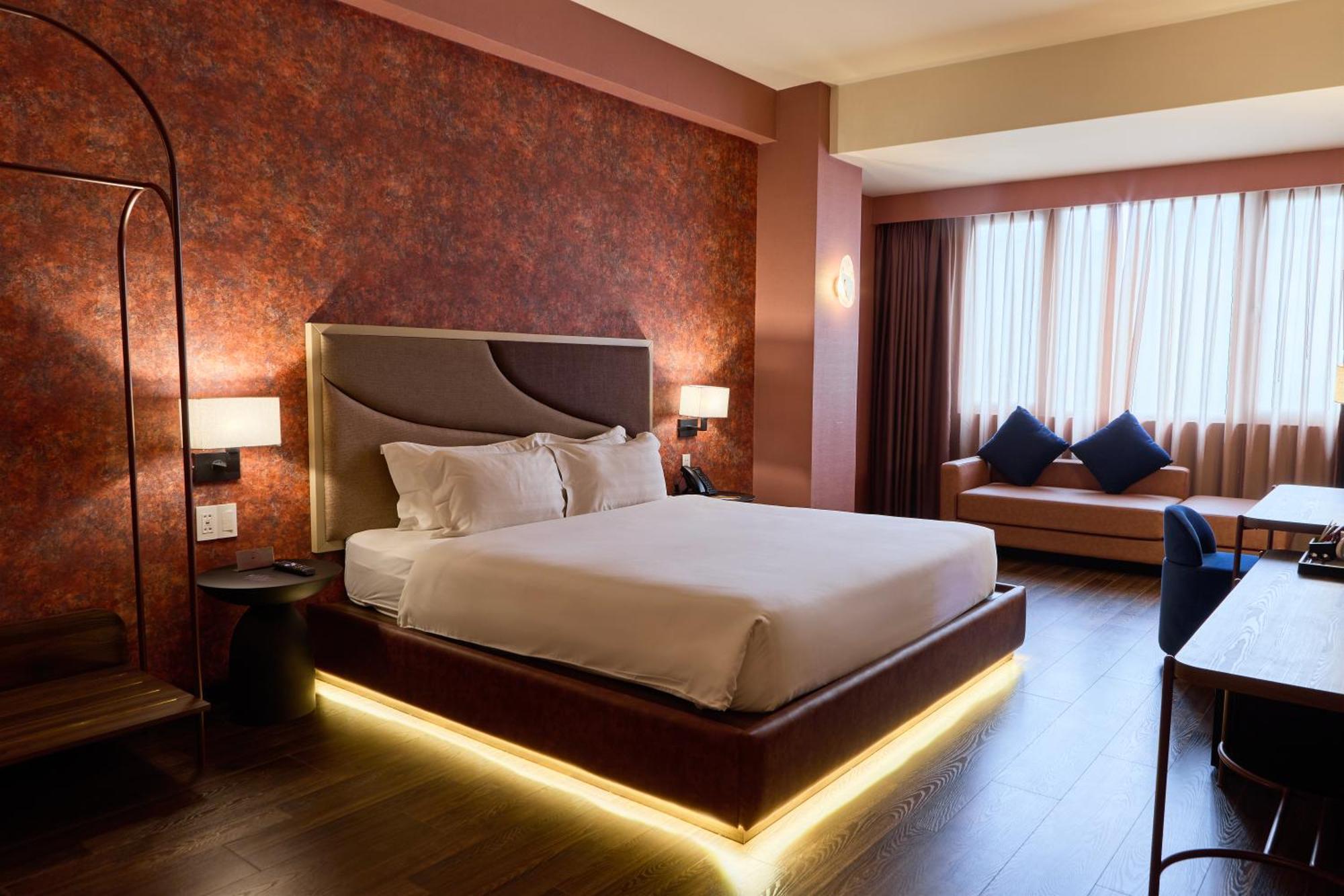 Cozy Midnight 4* TP. Hồ Chí Minh