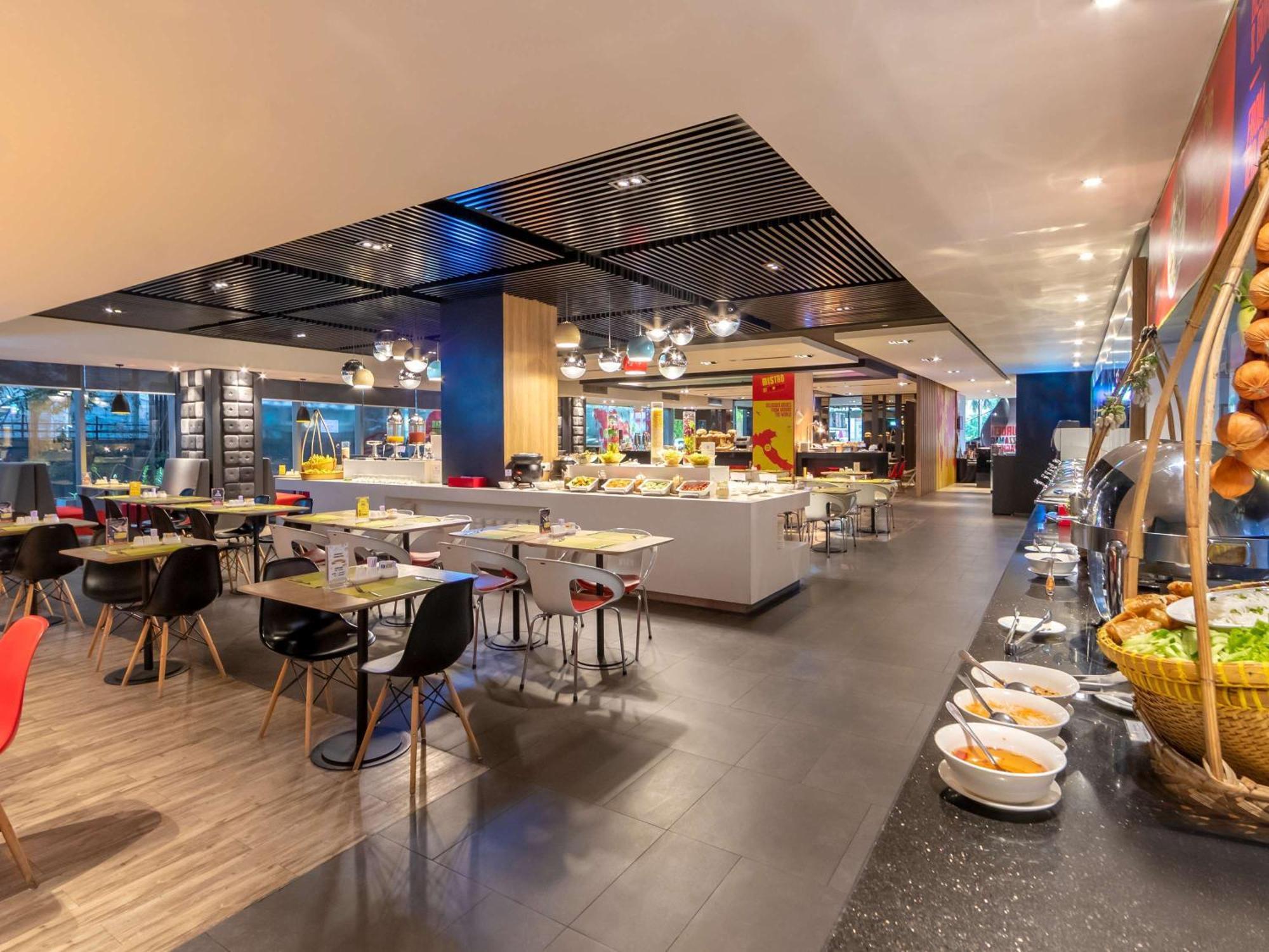 Ibis Saigon Airport Hotel Ho Chi Minh City
