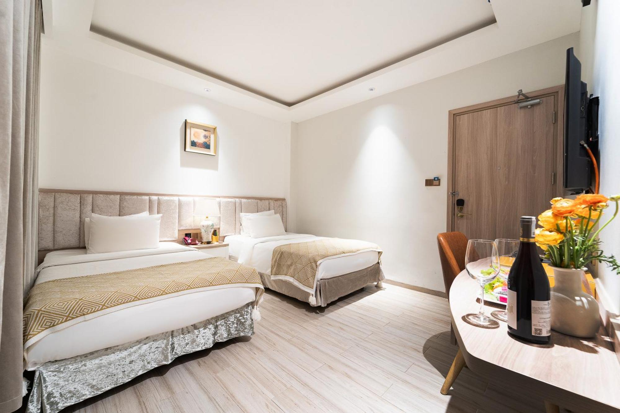 Hotel Nicecy & Ho Chi Minh City