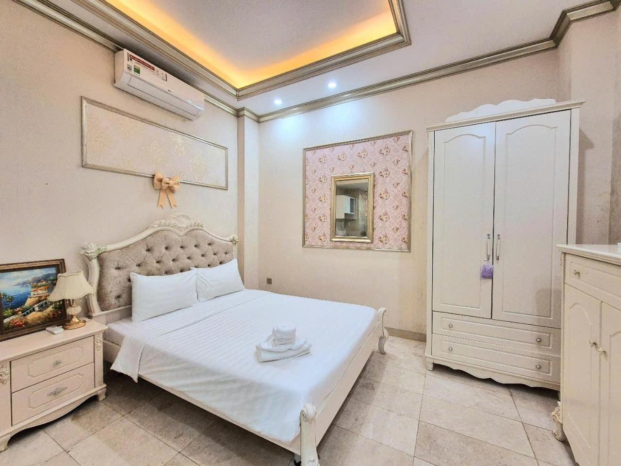 F F House * Ho Chi Minh City