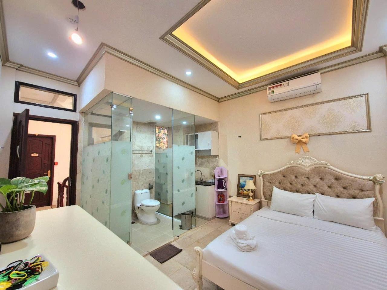 Aparthotel F F House