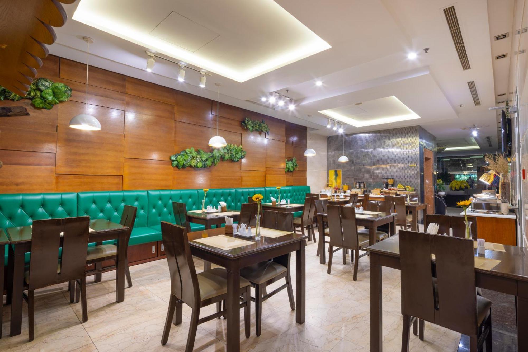 Hotel White Lotus Saigon