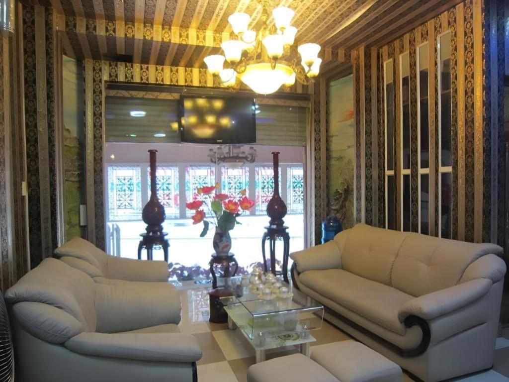Vy Vy Bandar Ho Chi Minh