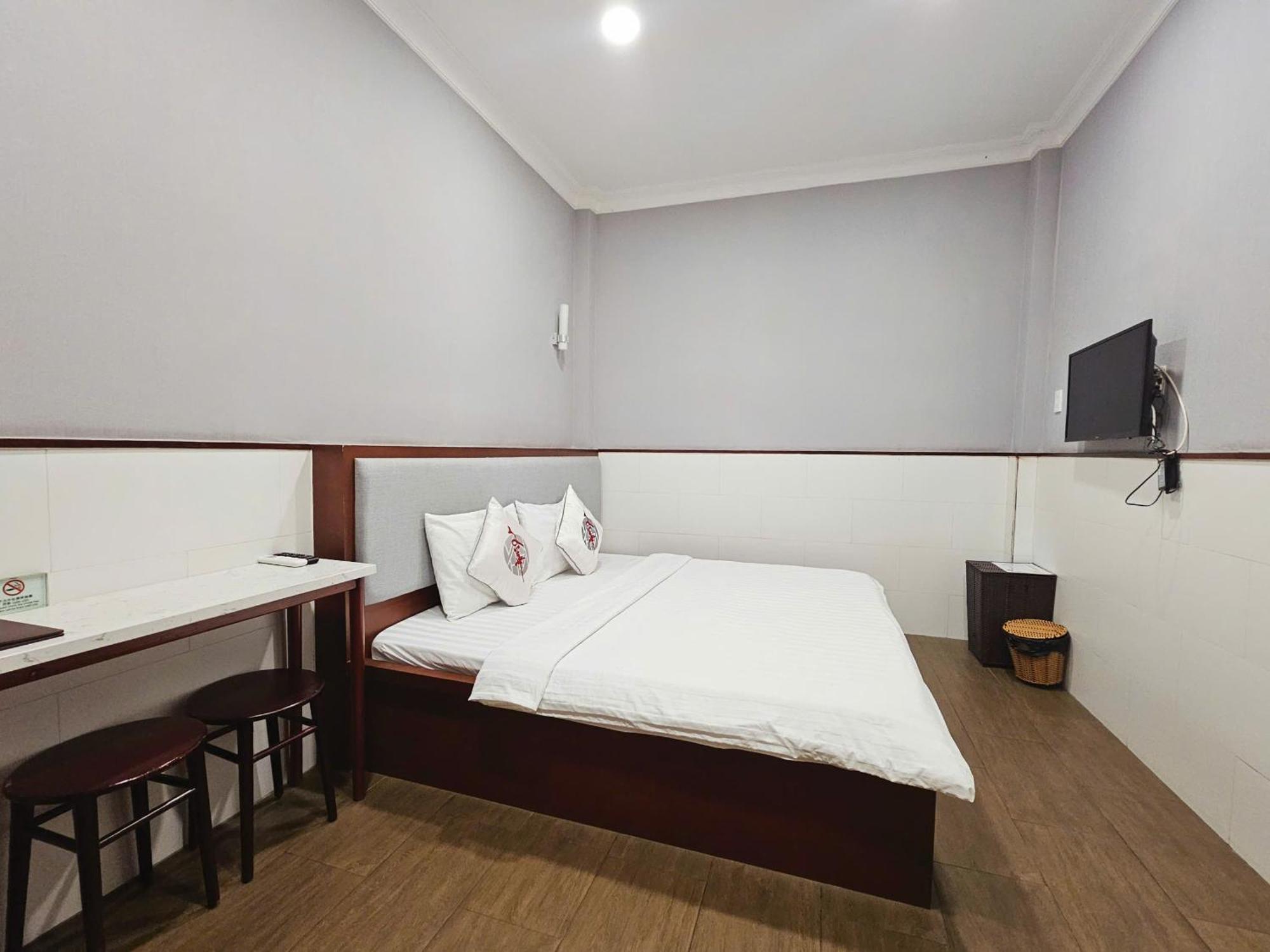 Hotel Hoa 2*
