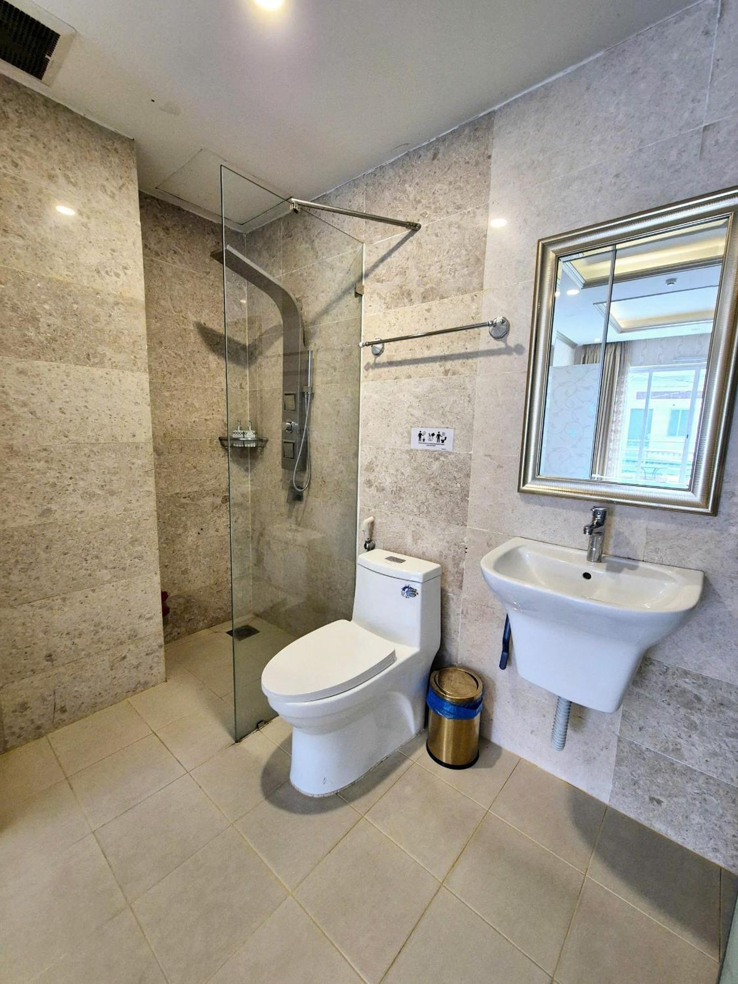 F F House * Ho Chi Minh City
