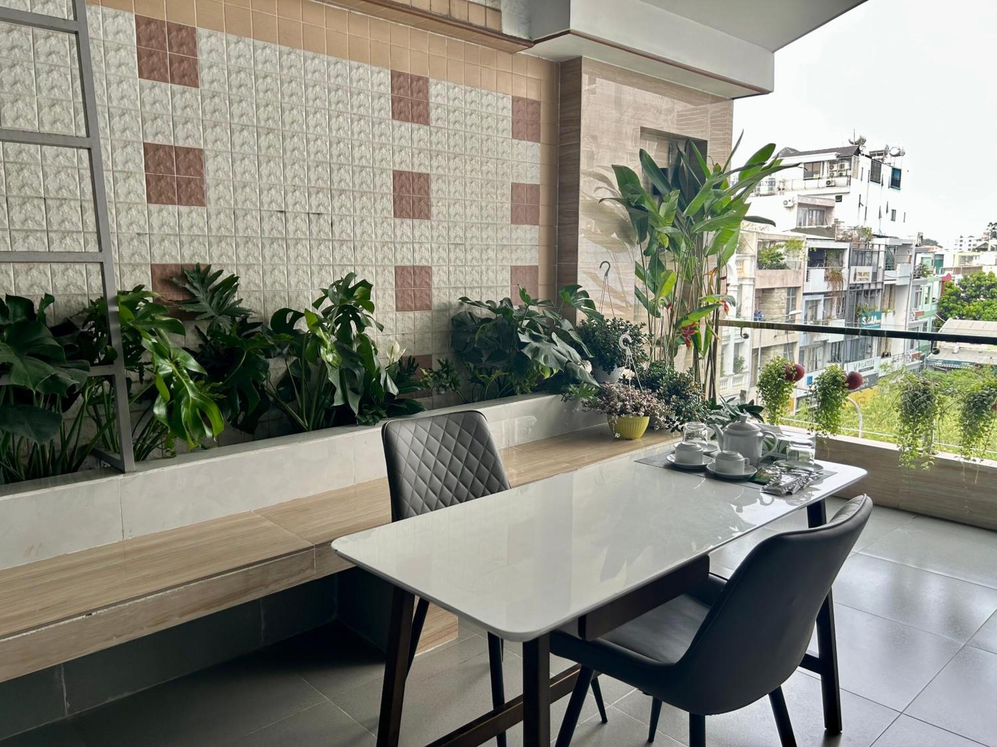 Cozy With Balcony 10mins To Airport Maihouse Ho Chi Minh City