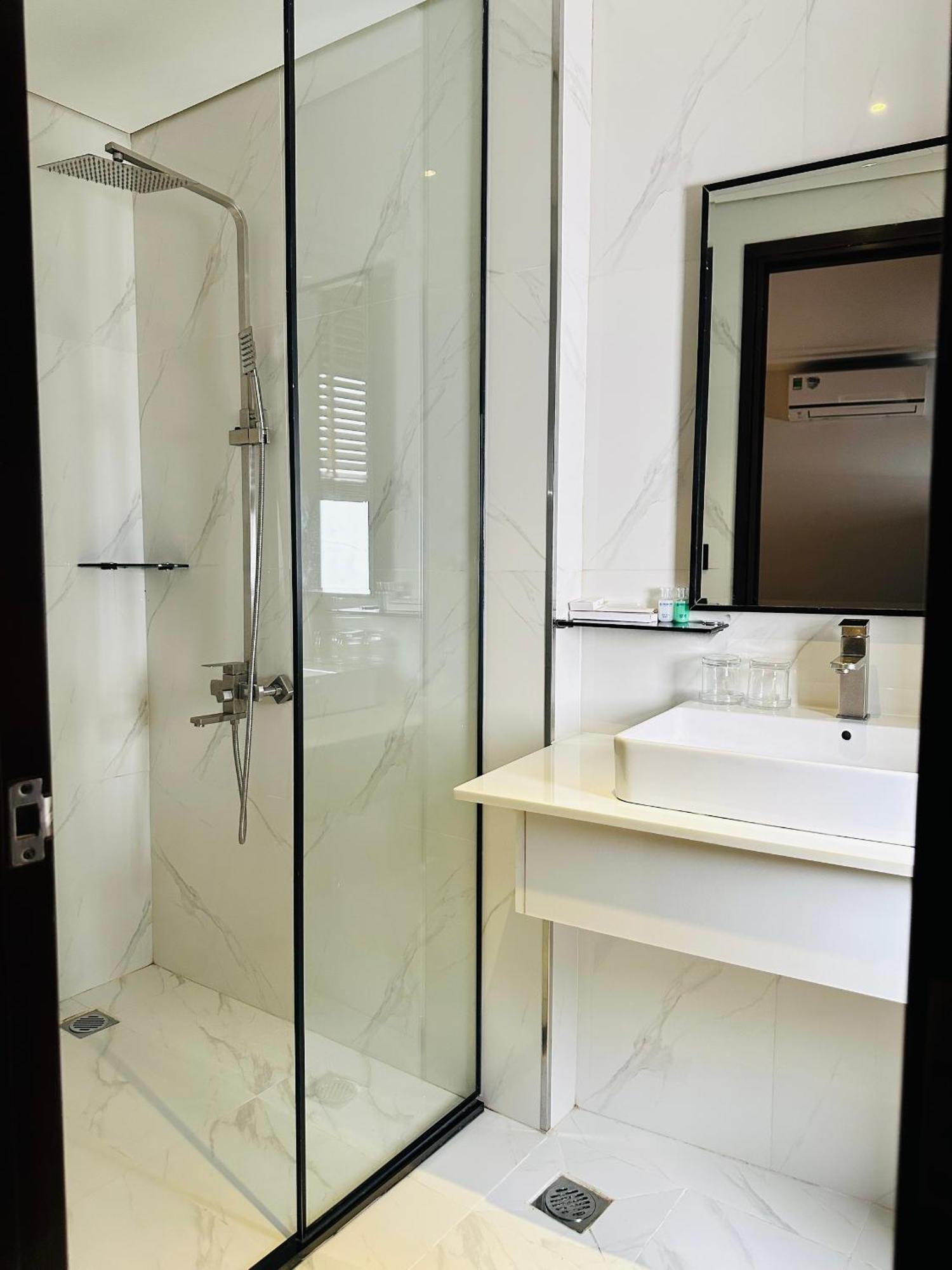 Park Saigon Hotel 3*