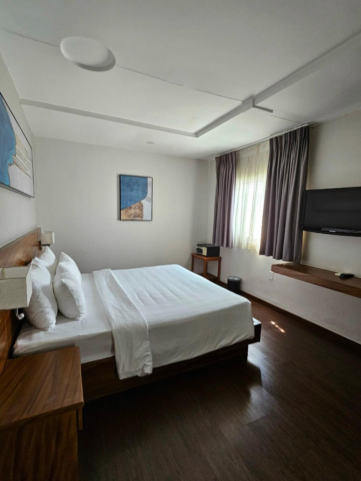 Park Saigon 3*