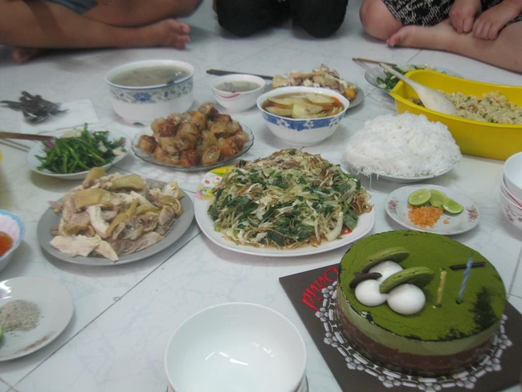 Ms Yang 2 - Cook Homestay