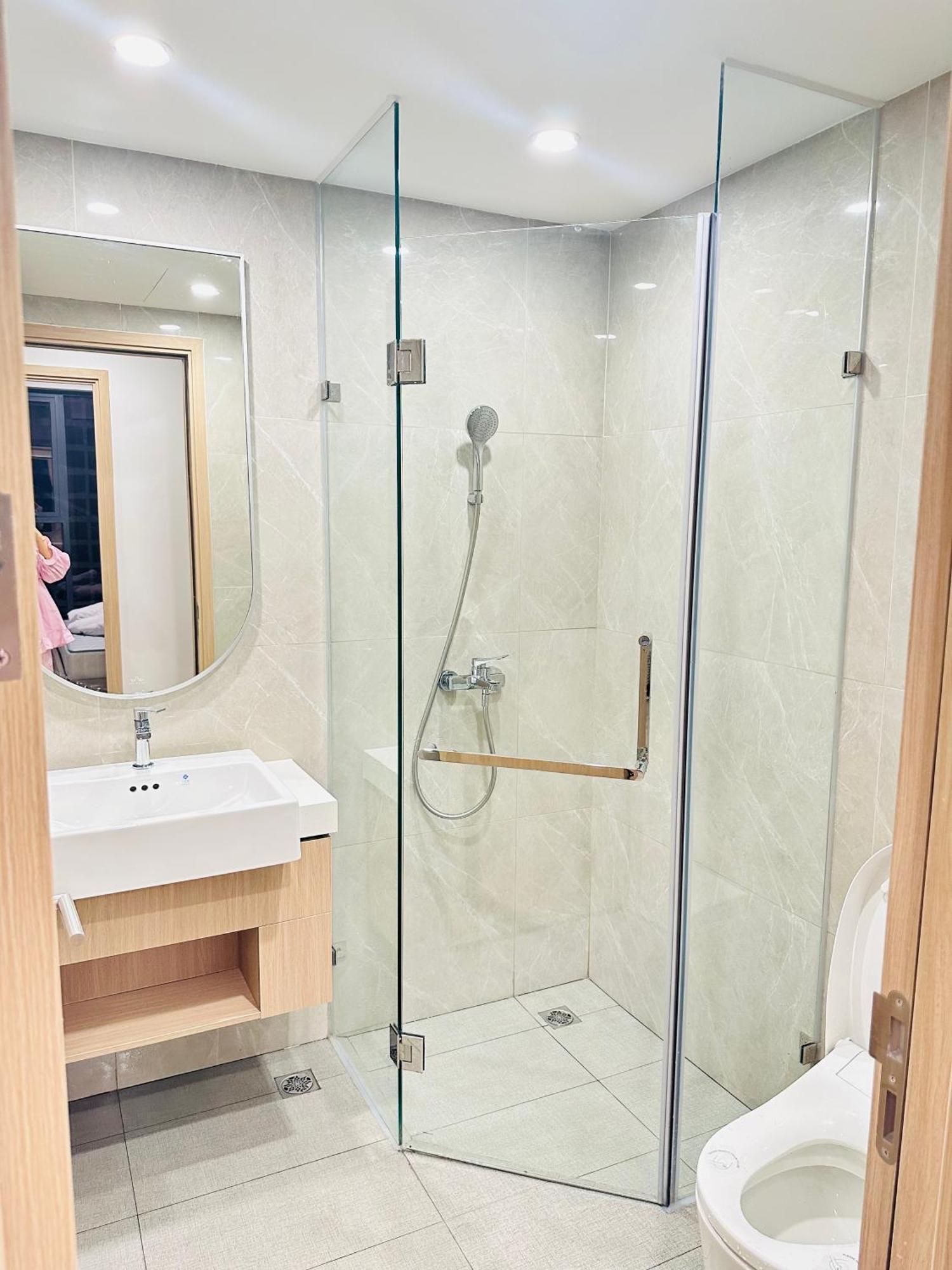 Aparthotel Masteri - Vinhome Grand Park - Helen