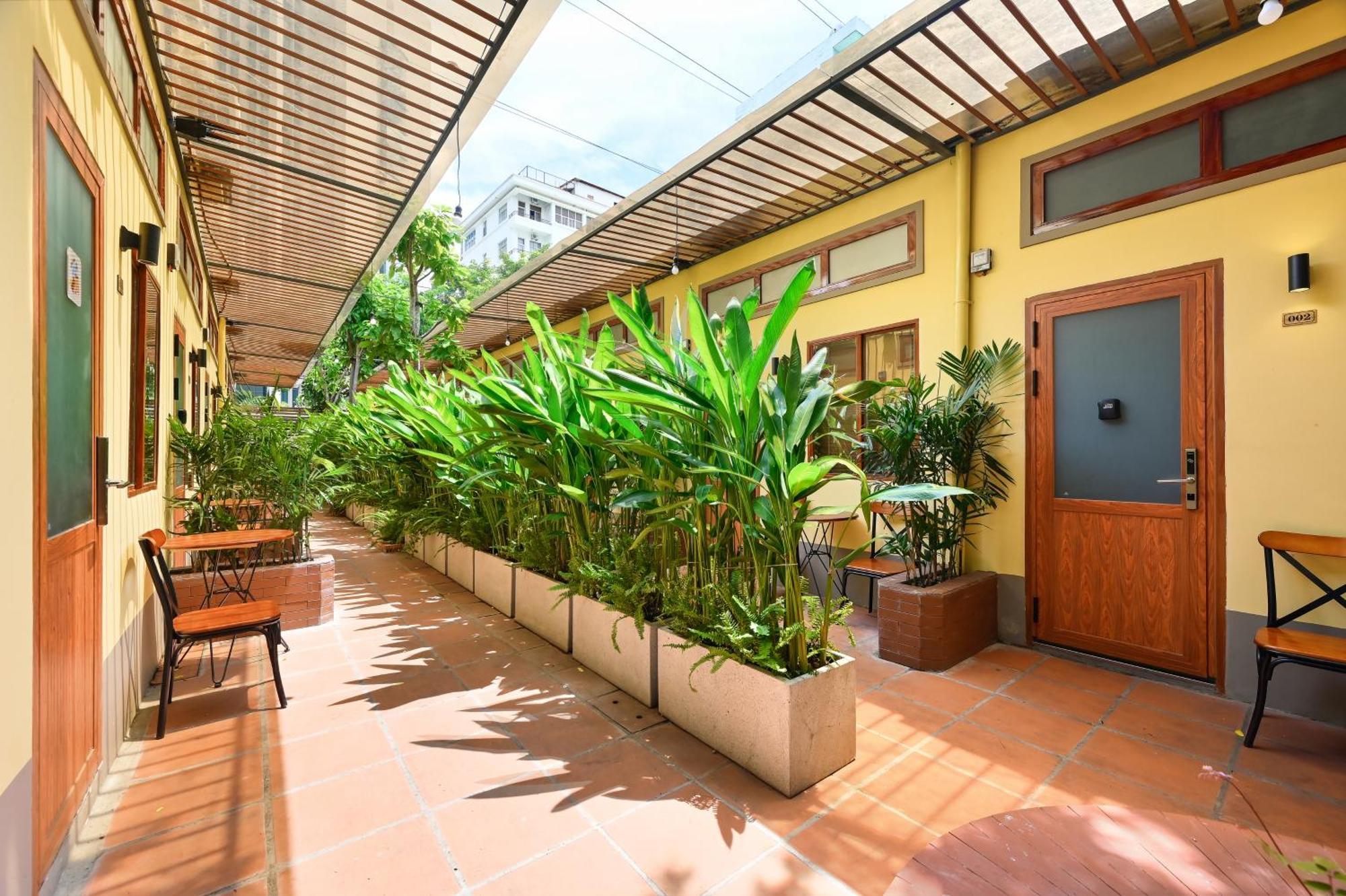Hotel Jade Garden - Secret Courtyard In Saigon 2*