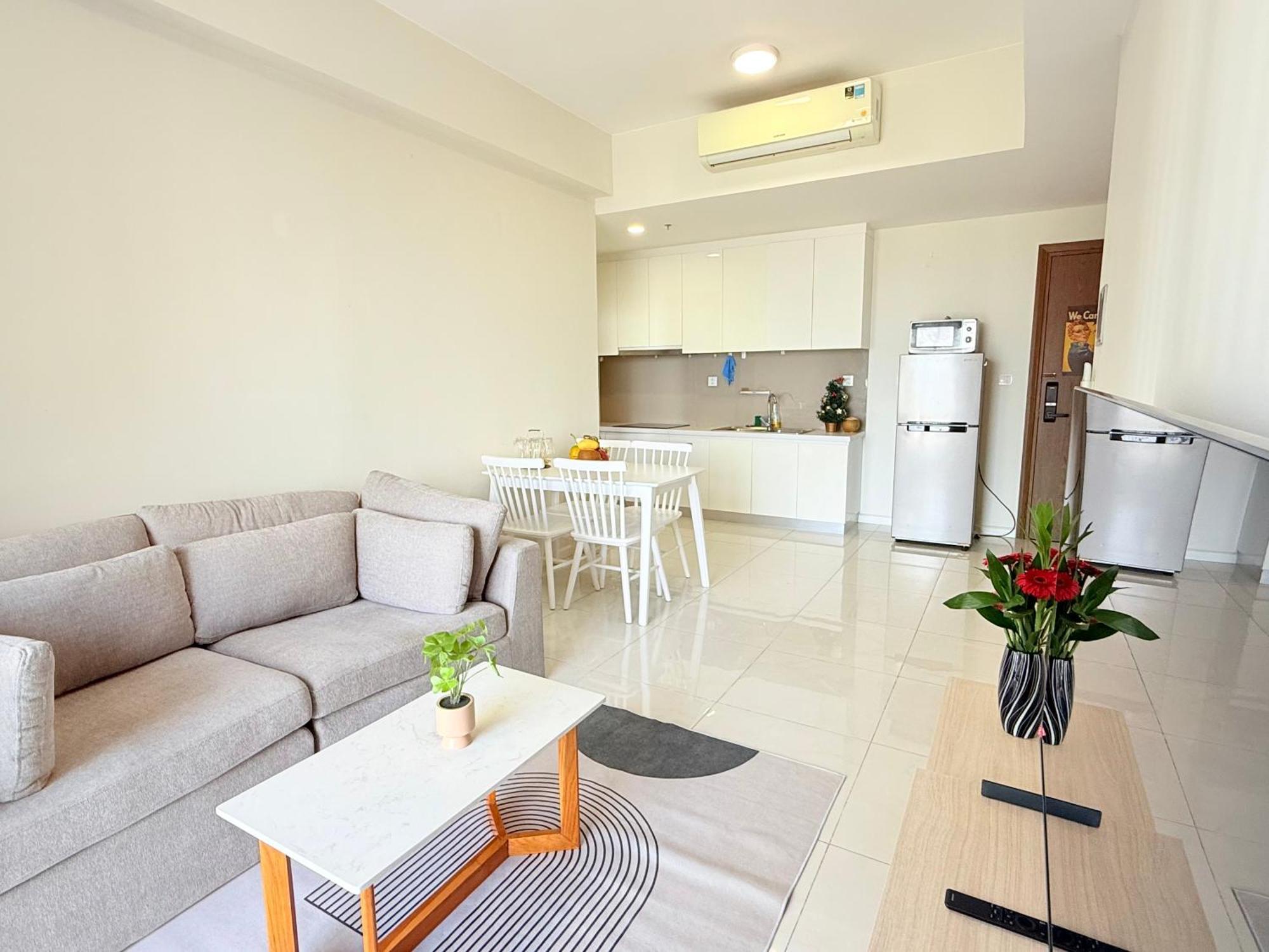 2 Bedroom River View Gym &pool At Masteri An Phu Ho Chi Minh City