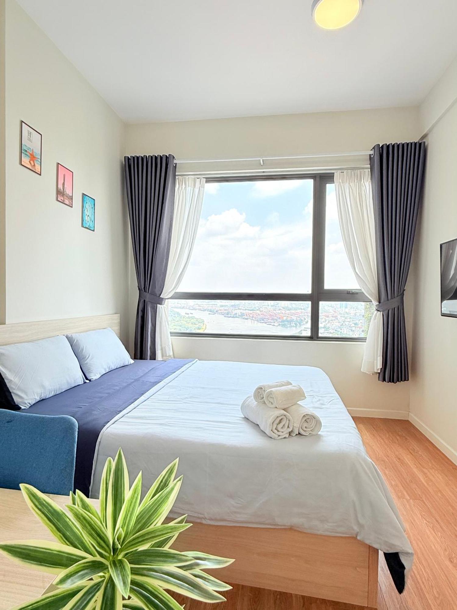 Apartment 2 Bedroom River View Gym &pool At Masteri An Phu Ho Chi Minh City