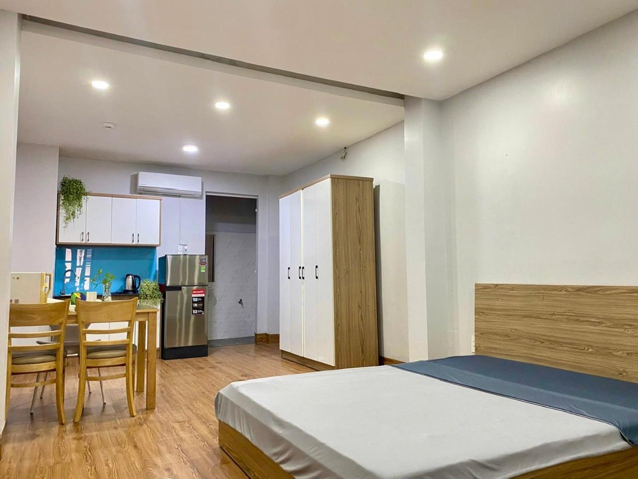 Peanuts - Spacious Double Room, Full Amenities Ho Chi Minh City
