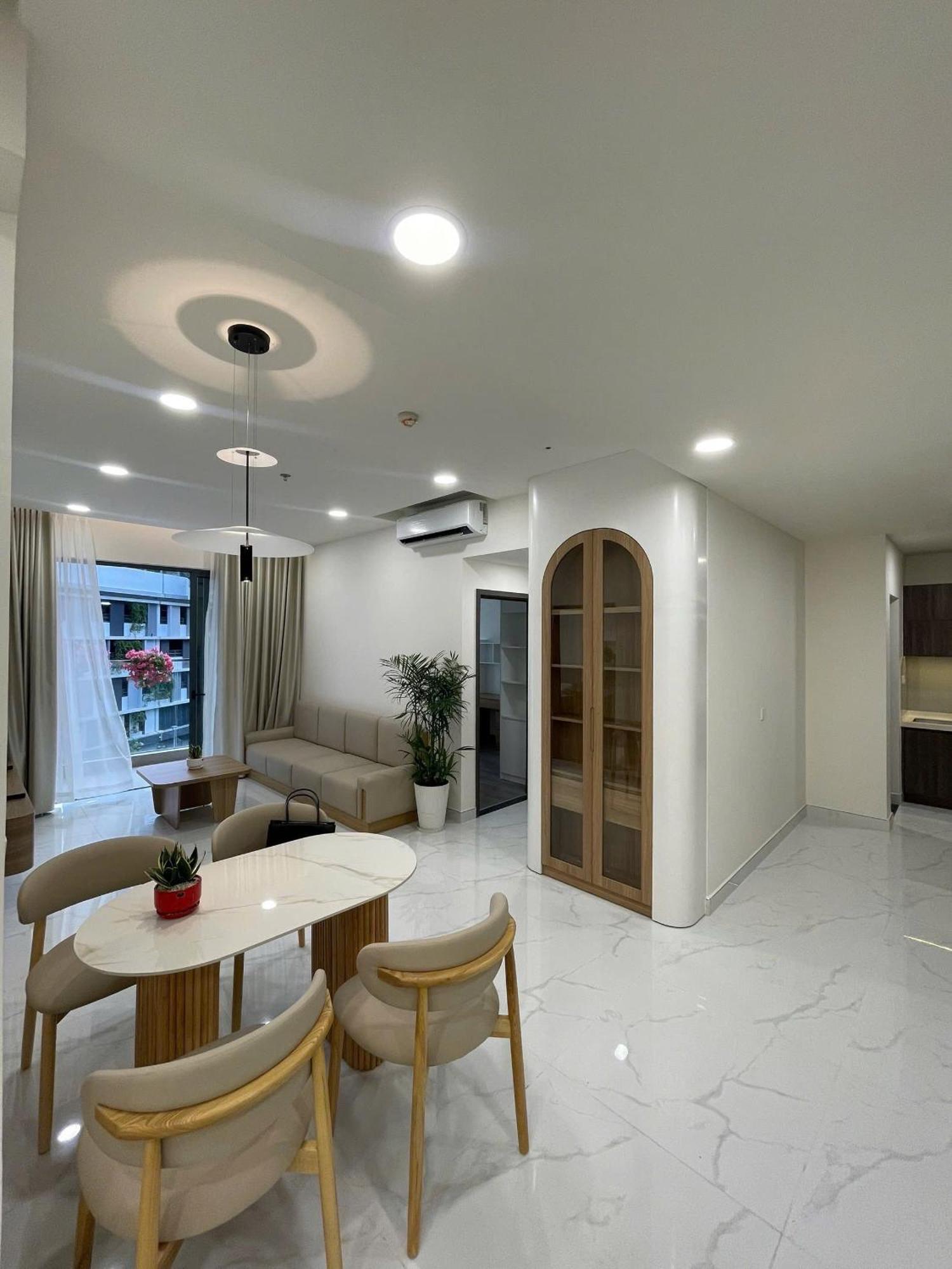 Diamond Centery- Ho Cao Cap 2 Pn Apartment *