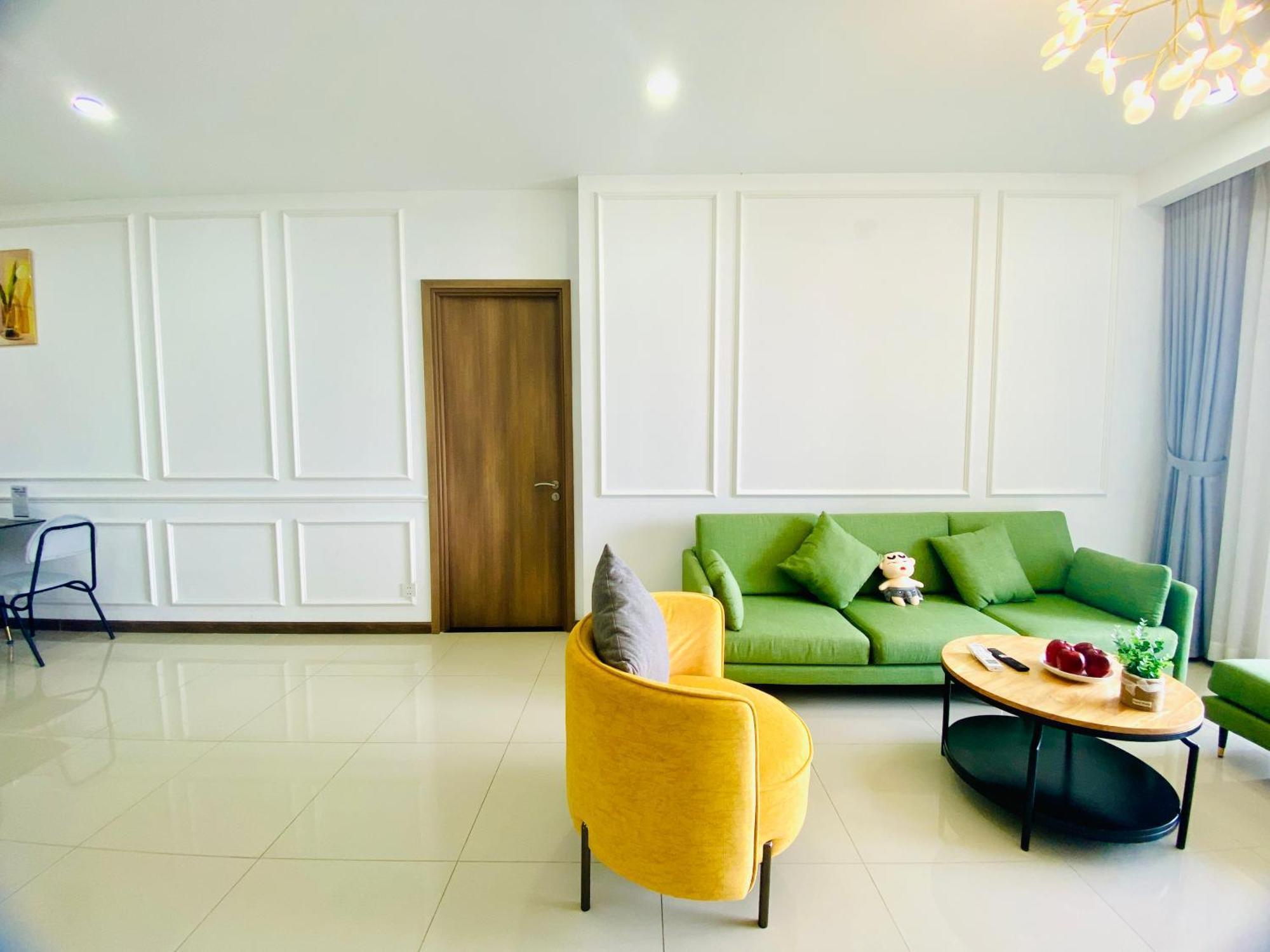 Opal Tower Saigon Pearl *