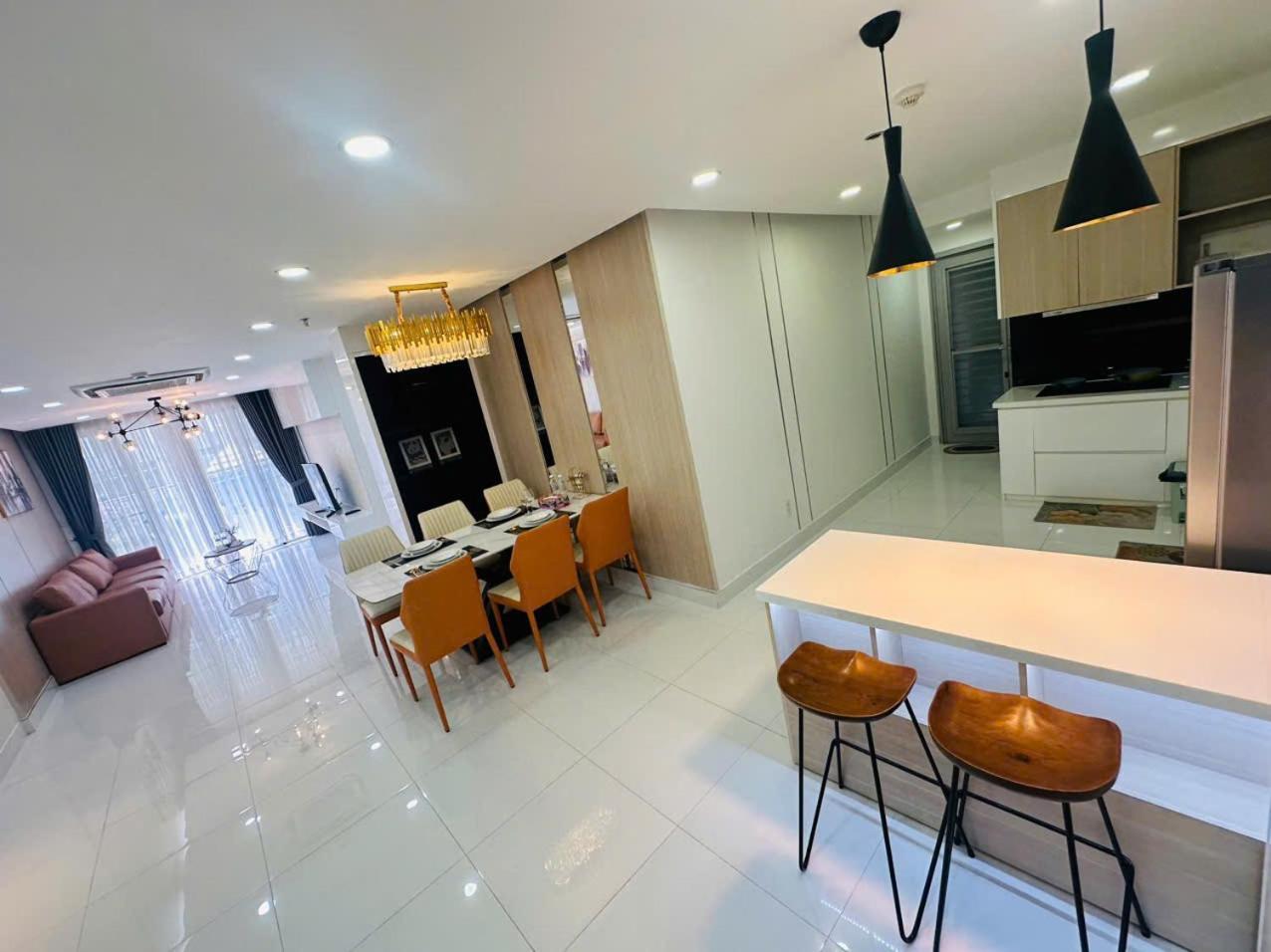 Three Bedrooms Scenic Valley 1 Apartment Ho Chi Minh City