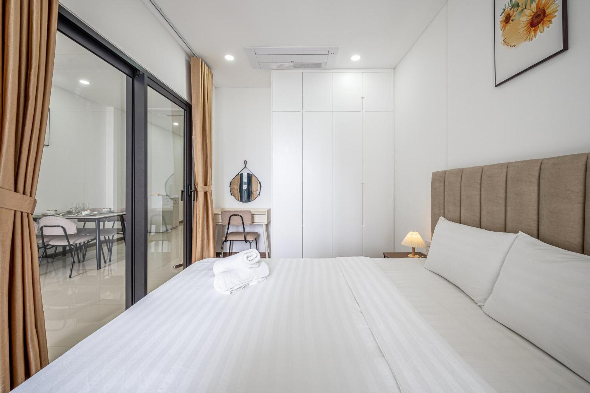 Opal Tower Saigon Pearl * Ho Chi Minh City