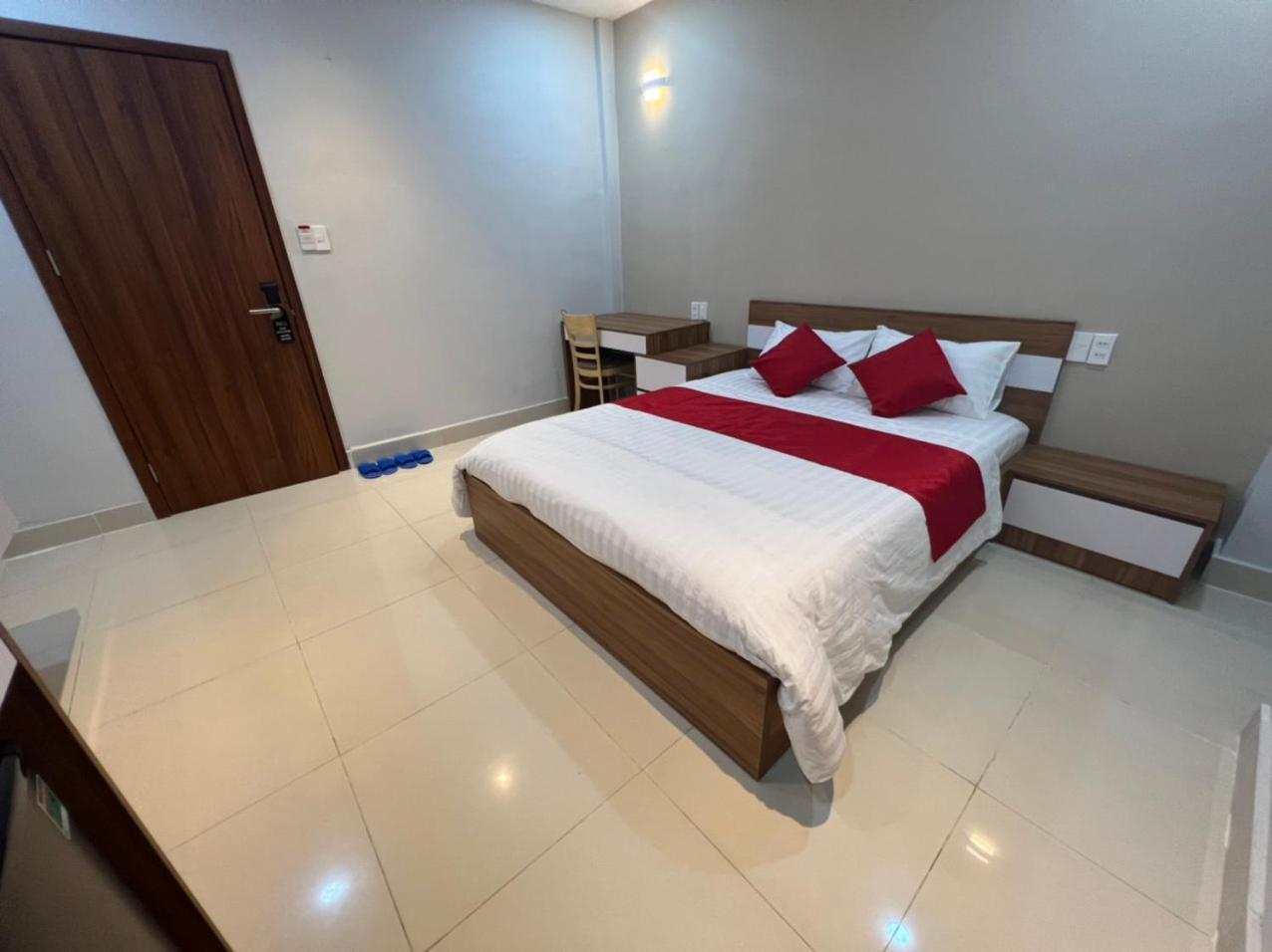 Hanh Trang 2* Ho Chi Minh City
