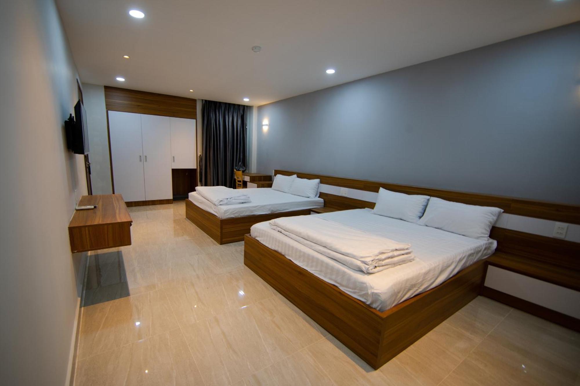 Hanh Trang Hotel 2*