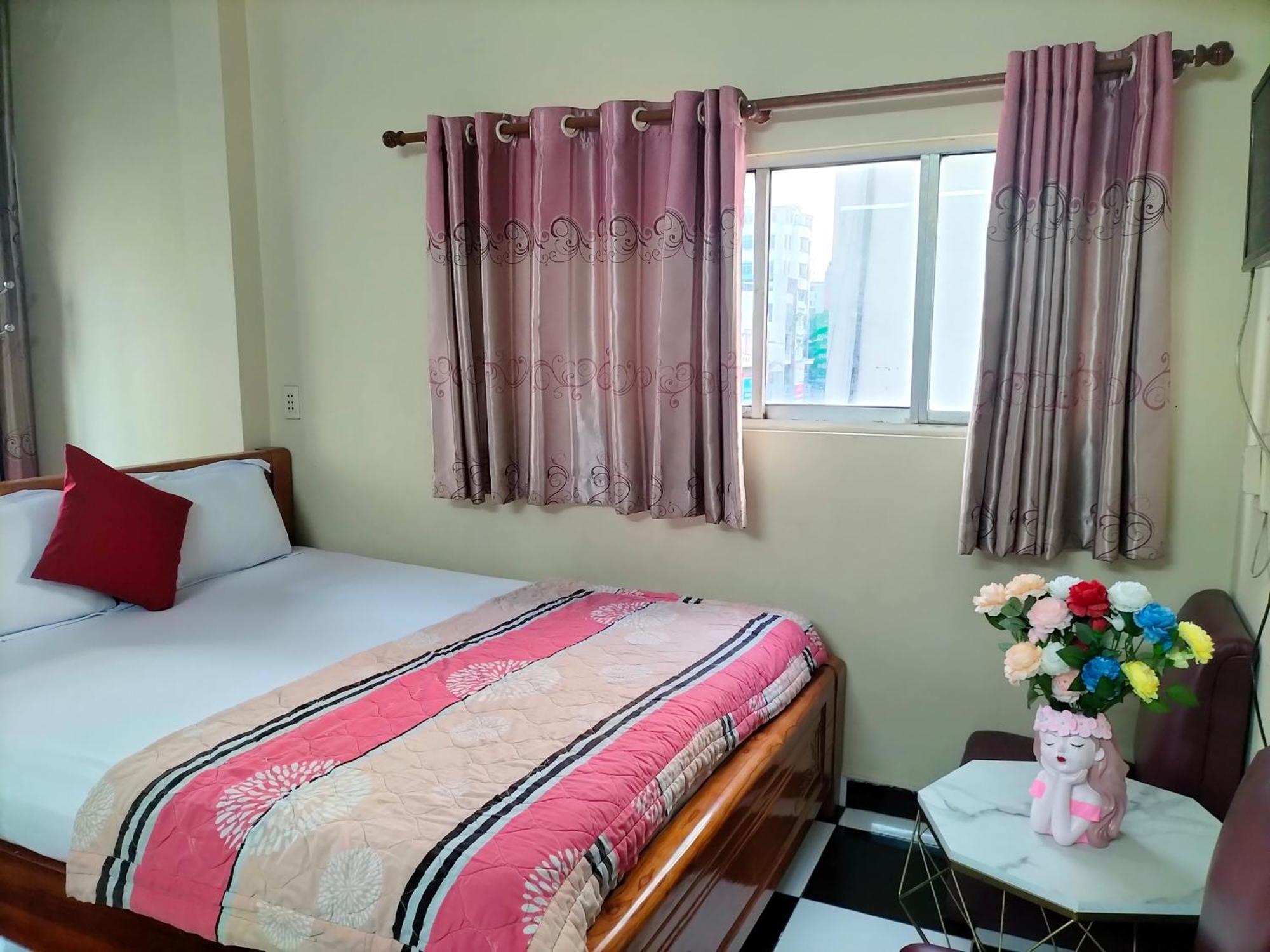 Hotel Khach San Hong Dao
