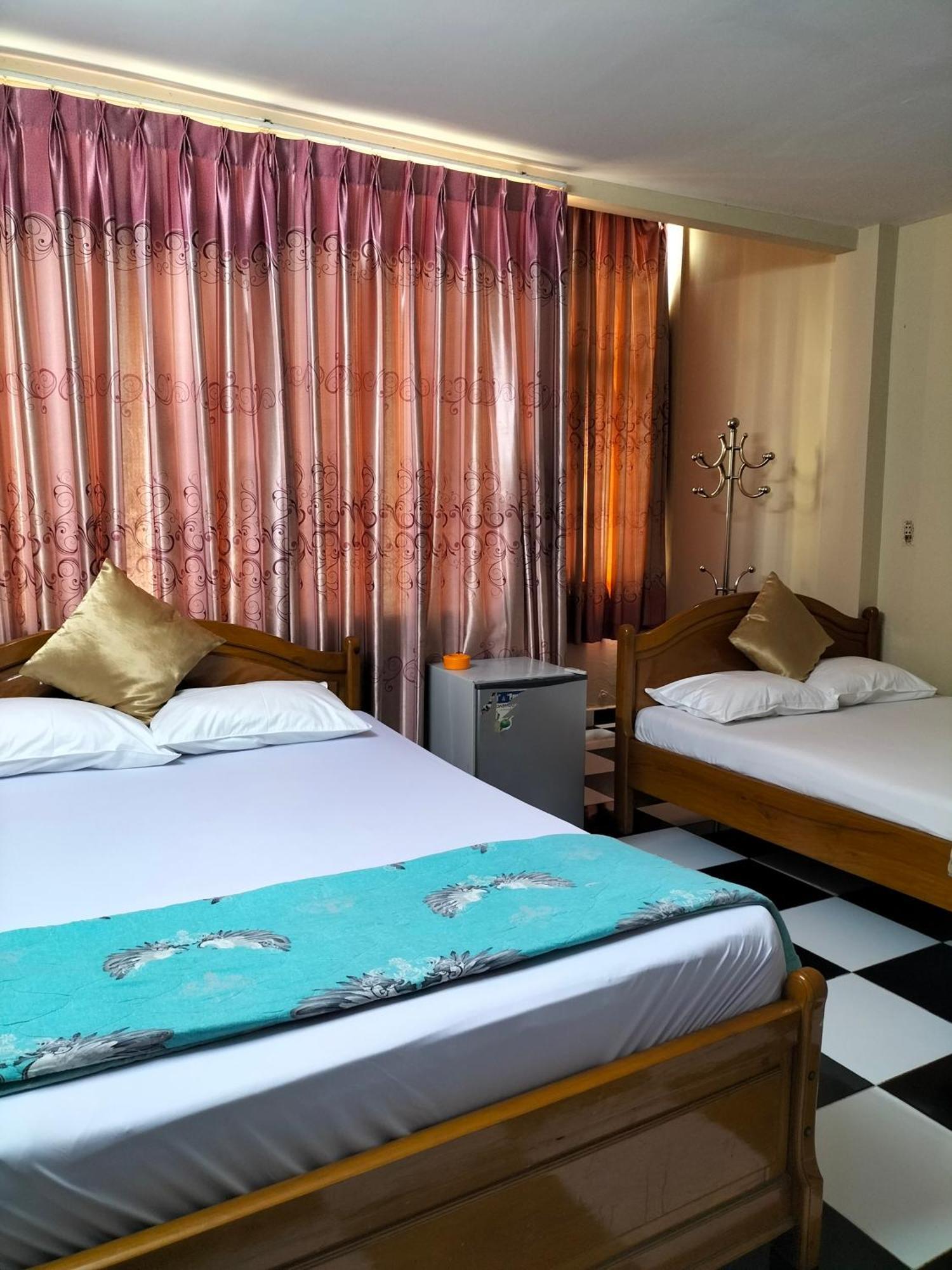 Khach San Hong Dao Ho Chi Minh City