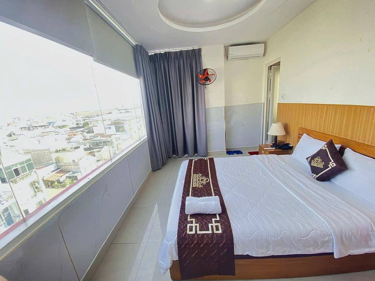 Hotel Khach San Phu Hung *