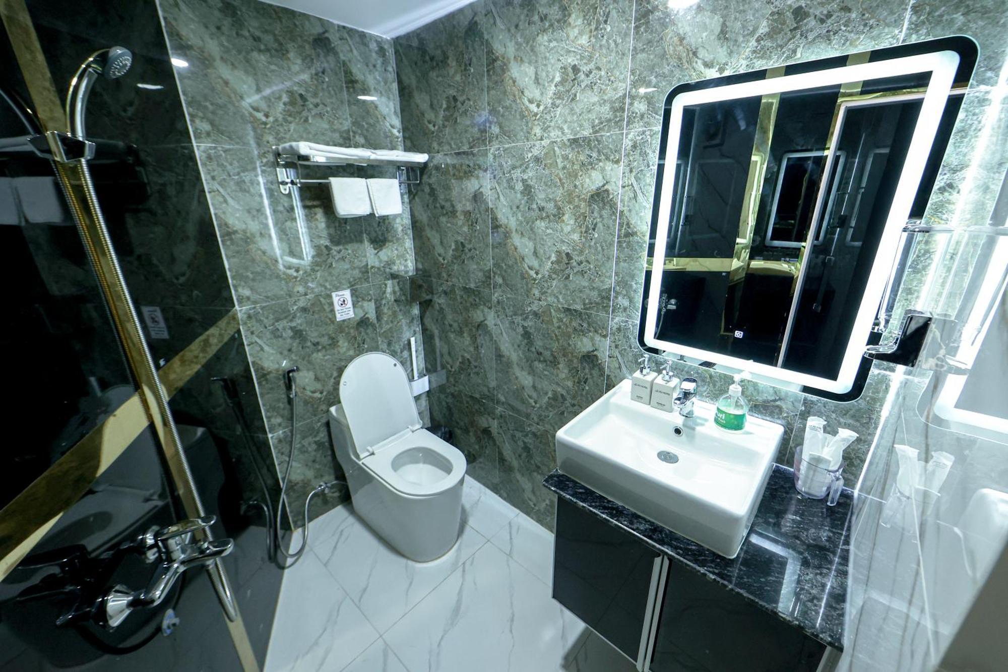 Le Vu Hotel Ho Chi Minh City