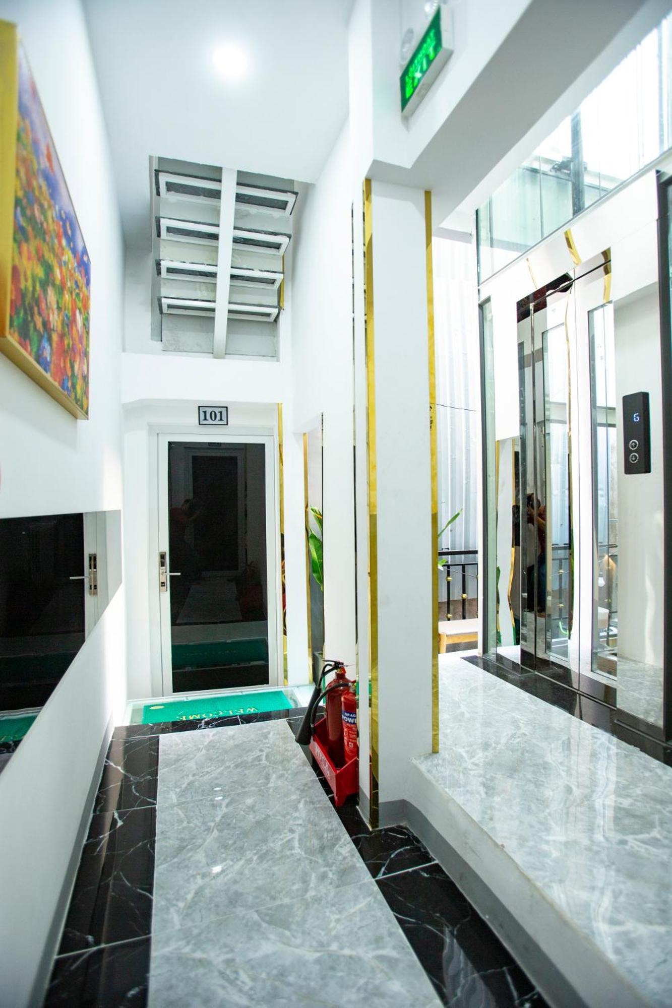 Le Vu Hotel