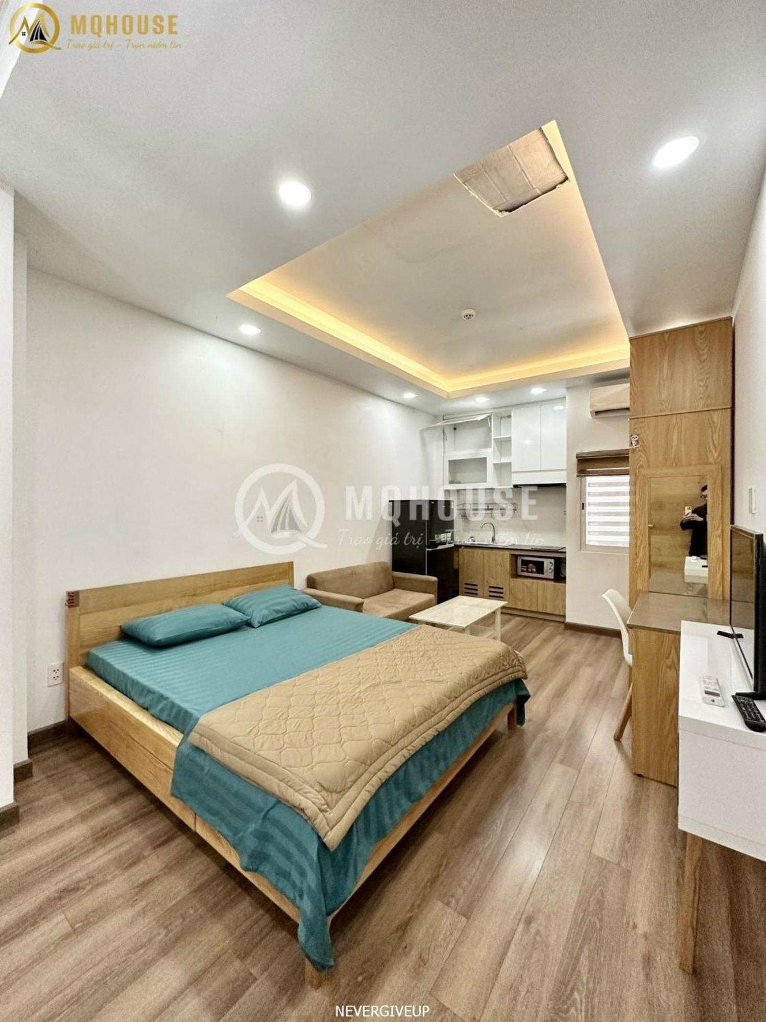 Darlington House *